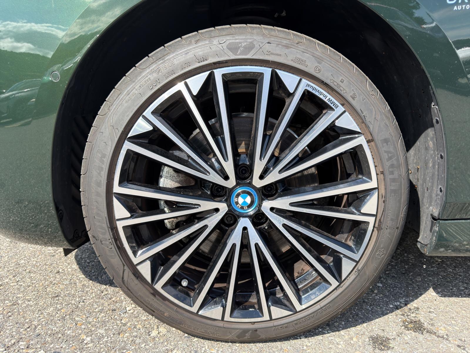BMW 🆕230e xDrive Active Tourer M Sport (CH) ⛽ + 🔌-image-8