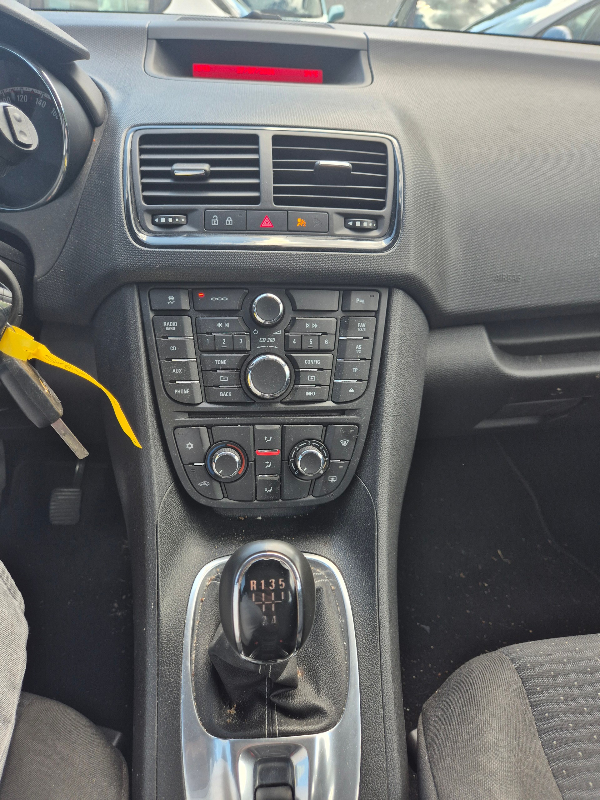 OPEL Meriva 1.4 Turbo Drive-image-9