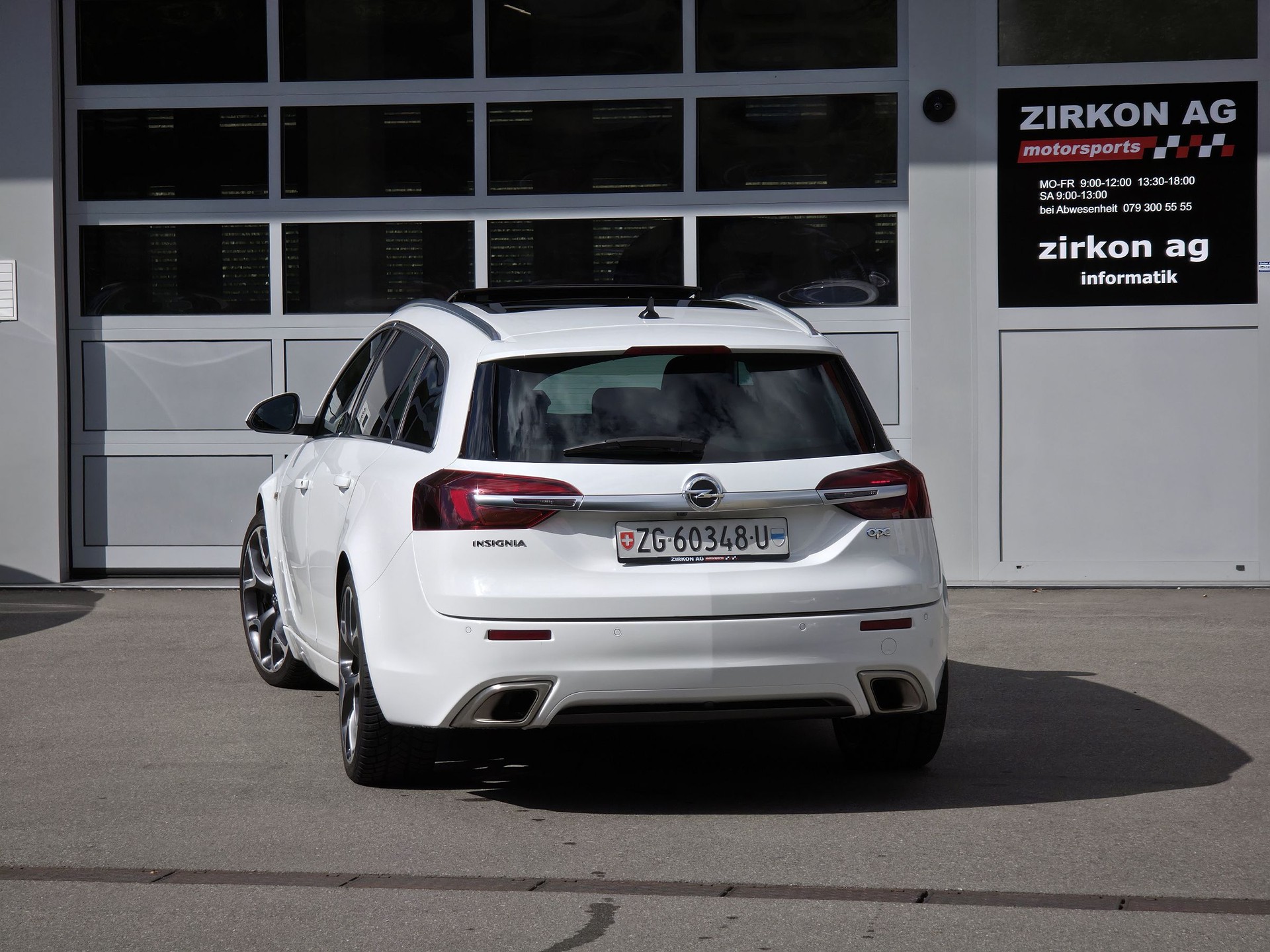 OPEL Insignia Sports Tourer 2.8 Turbo OPC 4WD Automatic-image-5