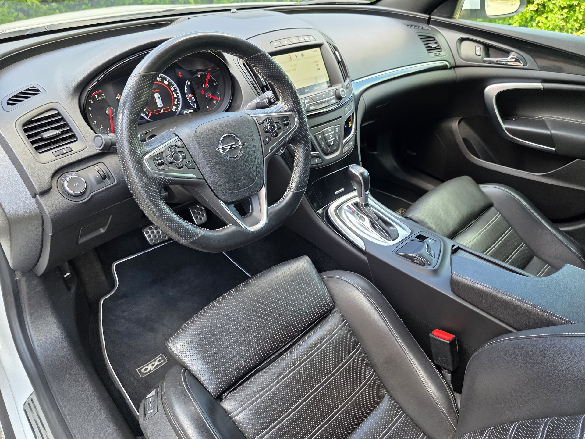 OPEL Insignia Sports Tourer 2.8 Turbo OPC 4WD Automatic-image-11