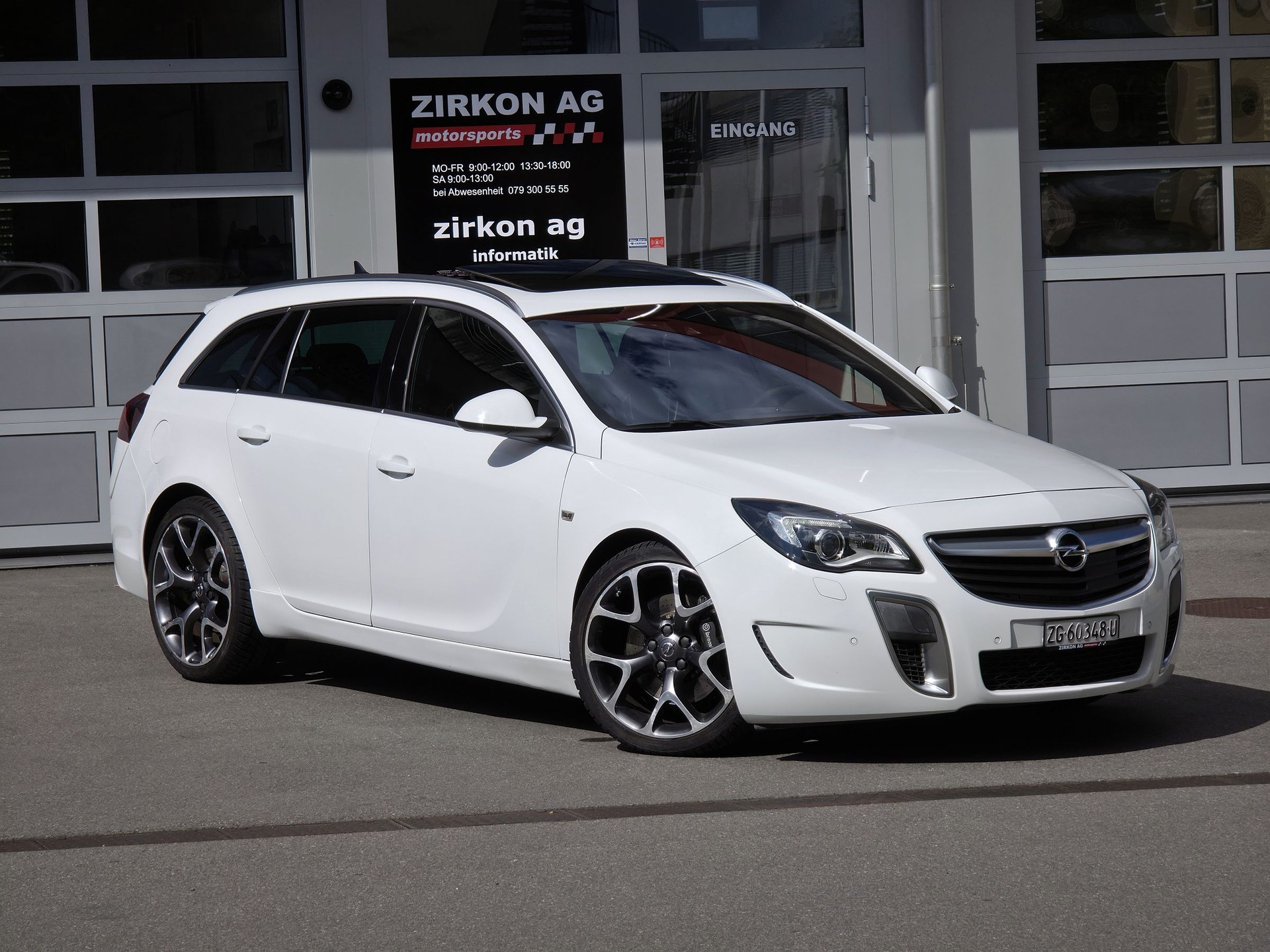 OPEL Insignia Sports Tourer 2.8 Turbo OPC 4WD Automatic-image-2