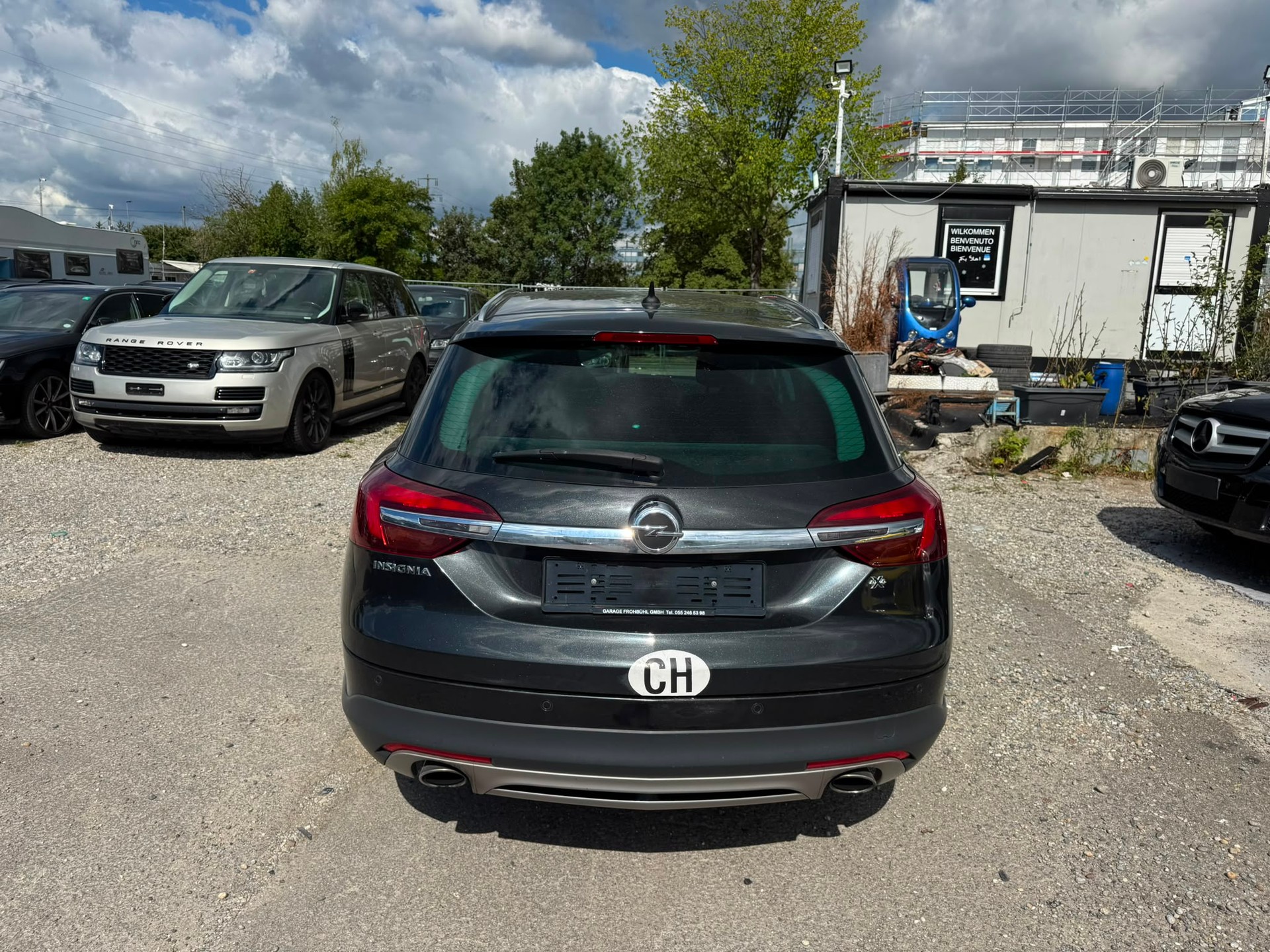 OPEL Insignia Country Tourer 2.0 Turbo 4WD Automatic-image-1