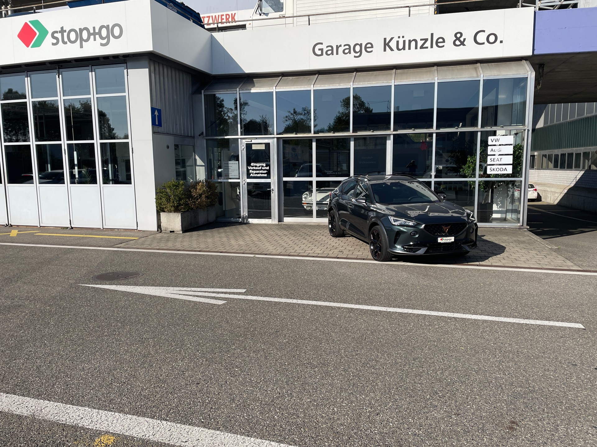 CUPRA FORMENTOR 2.0 TSI VZ 31O PS 4 DRIVE DSG LEDERAUSSTATTUNG-image-2
