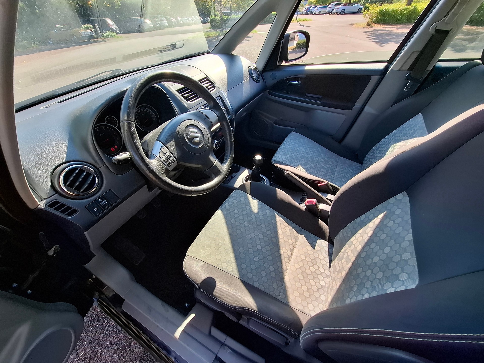 SUZUKI SX4 1.6 16V GL Top Sergio Cellano 4WD-image-9