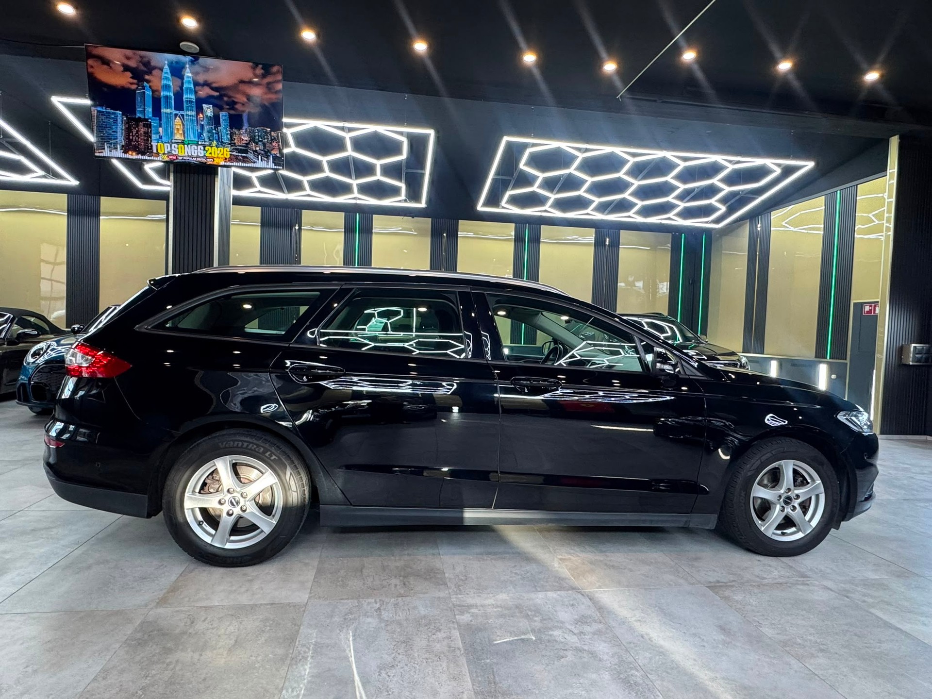 FORD Mondeo 2.0 TDCi Trend-image-3