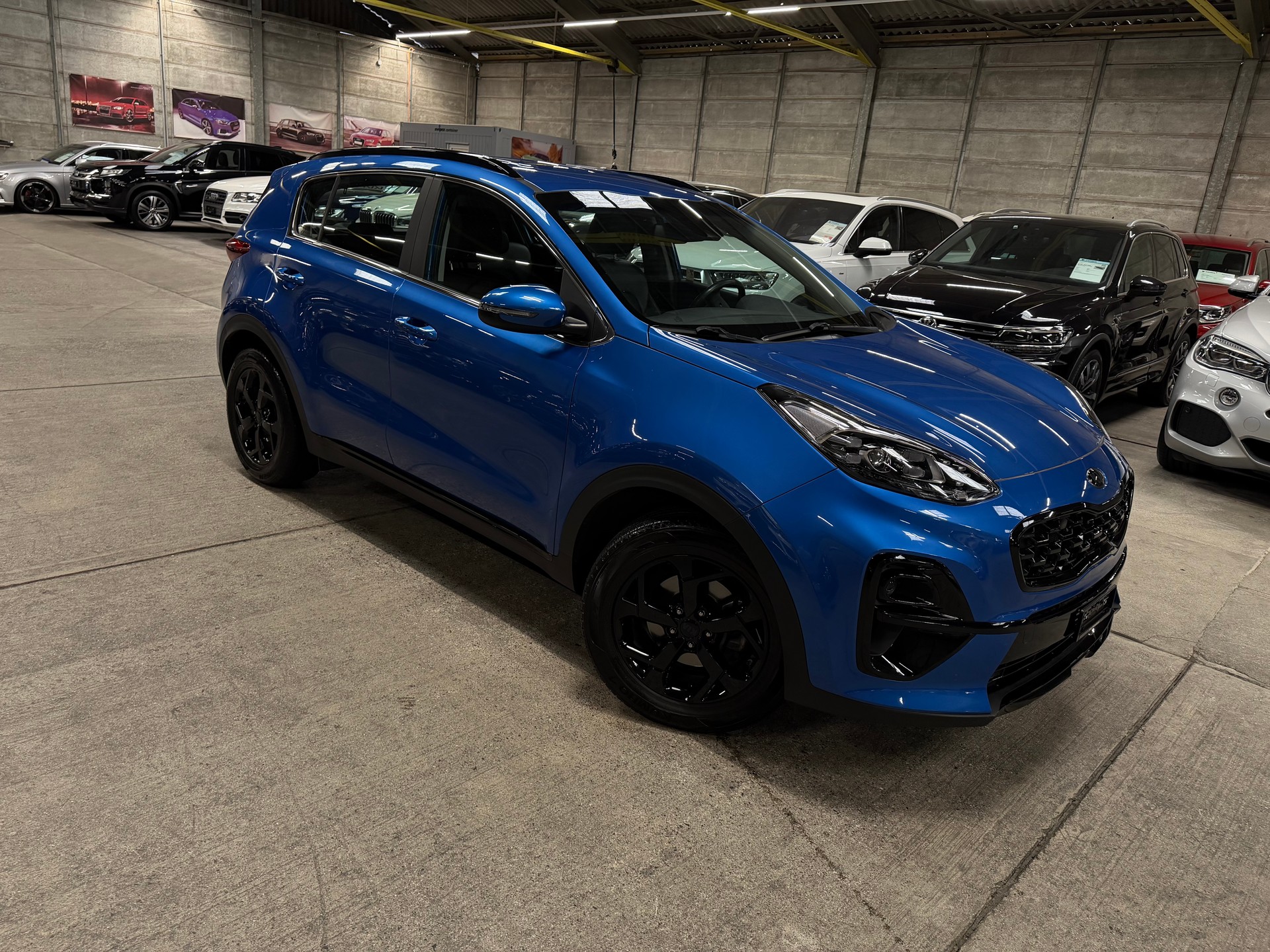 KIA Sportage 1.6 T-GDi Black Edition 4WD Automat-image-0
