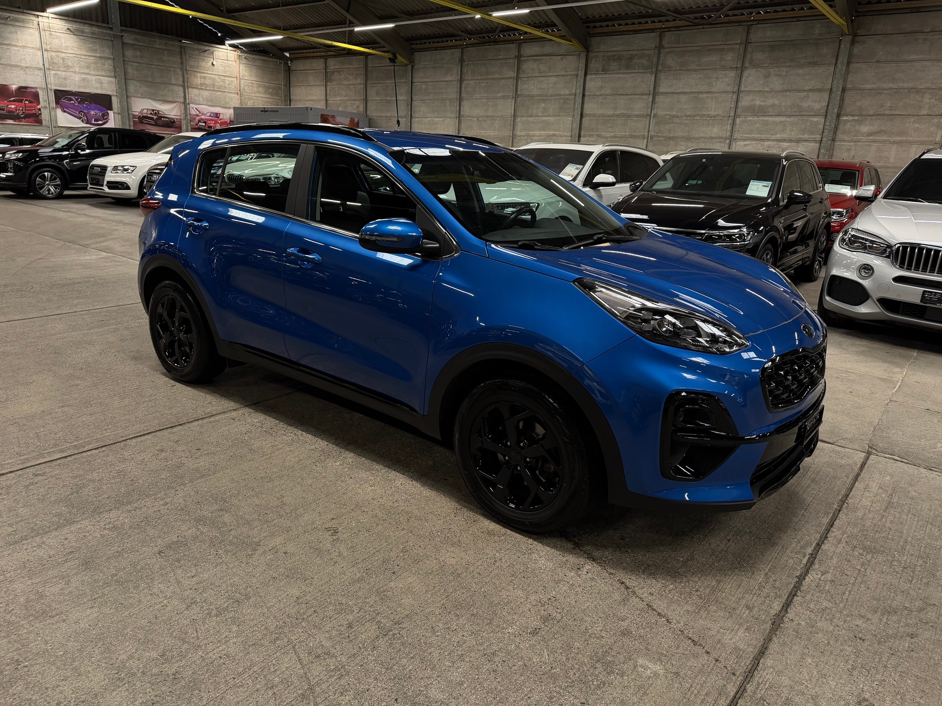 KIA Sportage 1.6 T-GDi Black Edition 4WD Automat-image-1