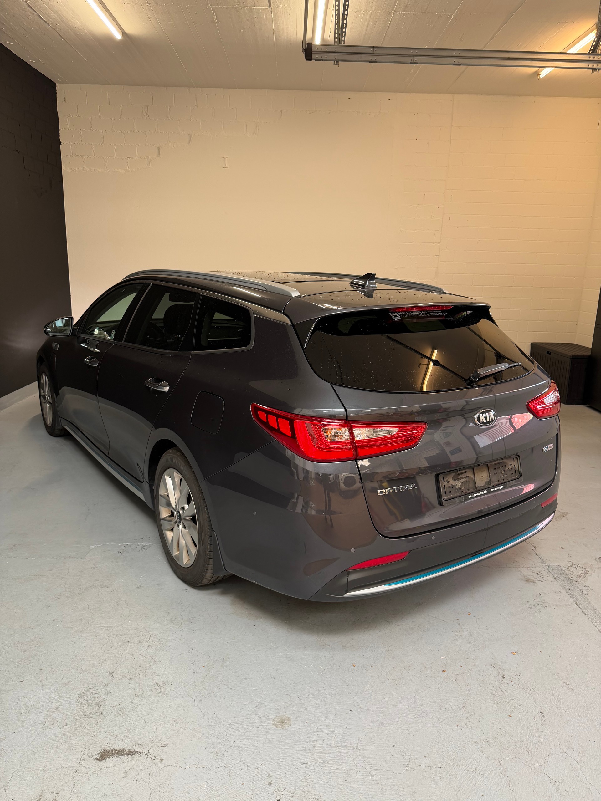 KIA Optima SW 2.0 T-GDI Plug-in Hybrid Automat-image-3