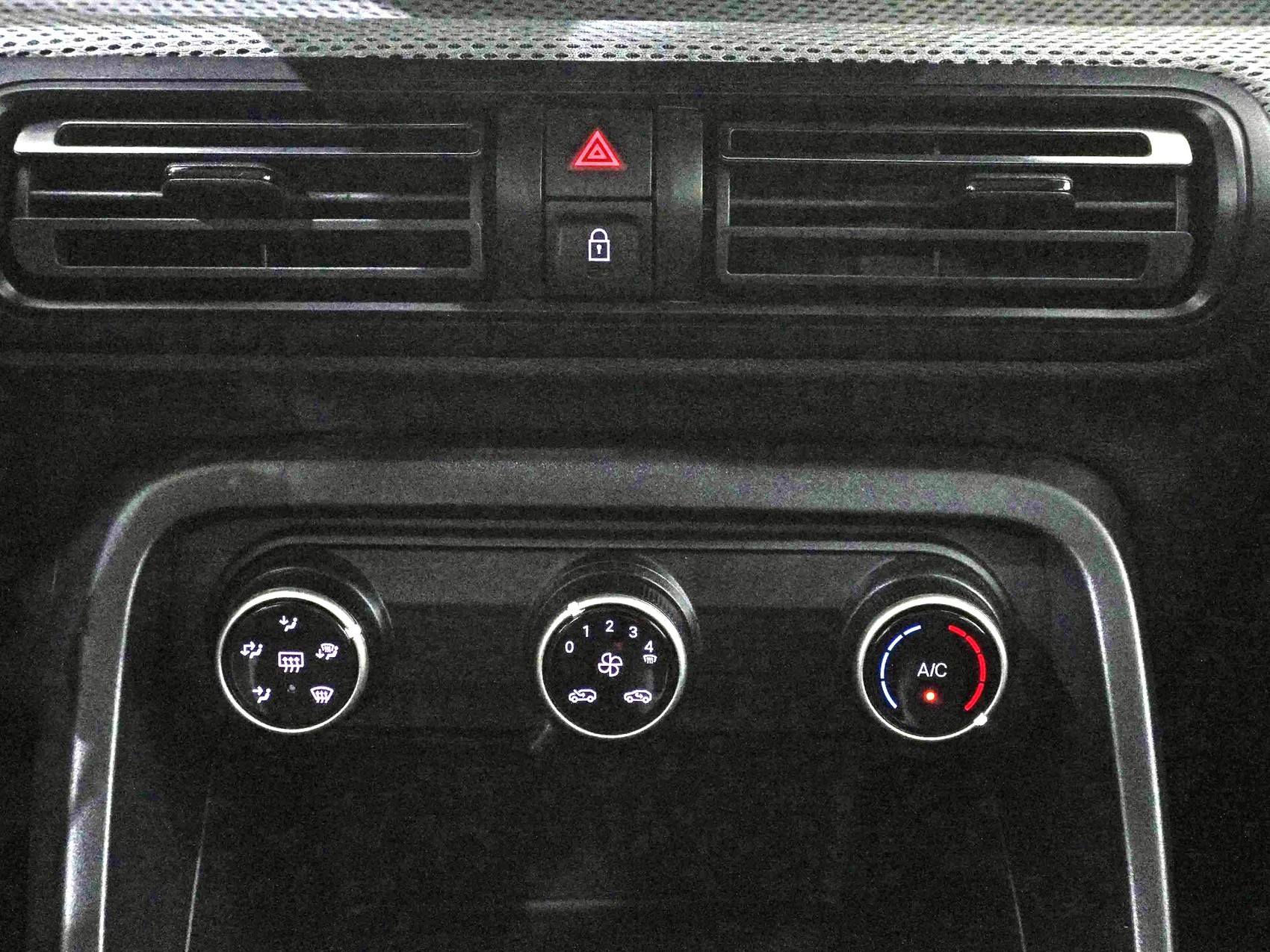 CITROEN C3 1.2 Turbo You+-image-13