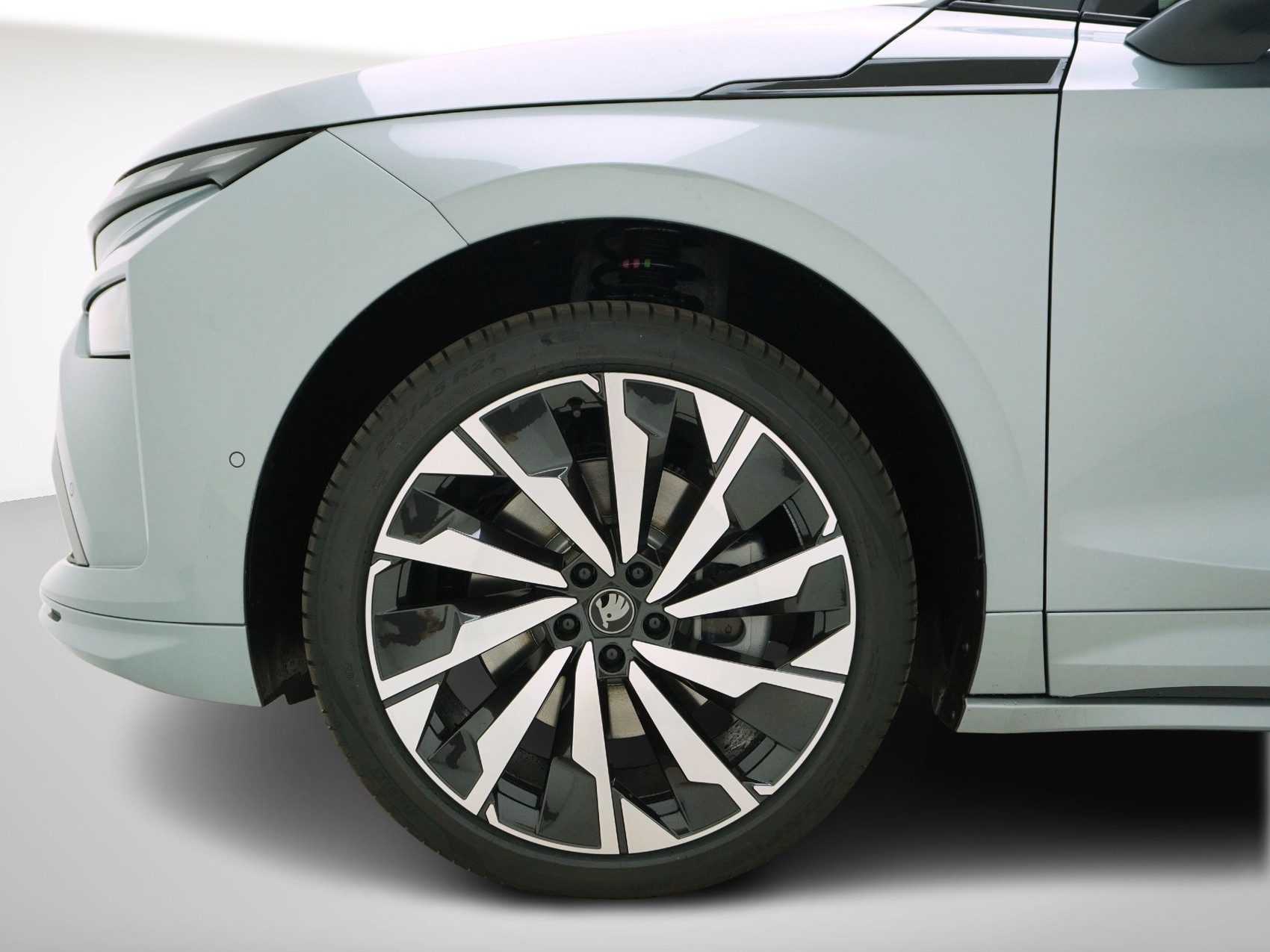 SKODA Enyaq iV 85x SportLine MAXX-image-9