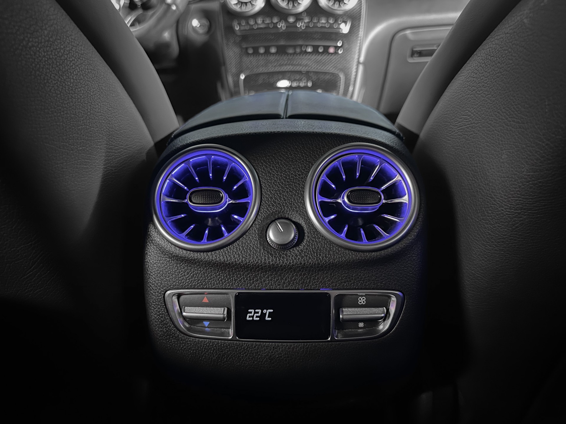 MERCEDES-BENZ GLC Coupé 63 S AMG 4Matic 9G-Tronic-image-23