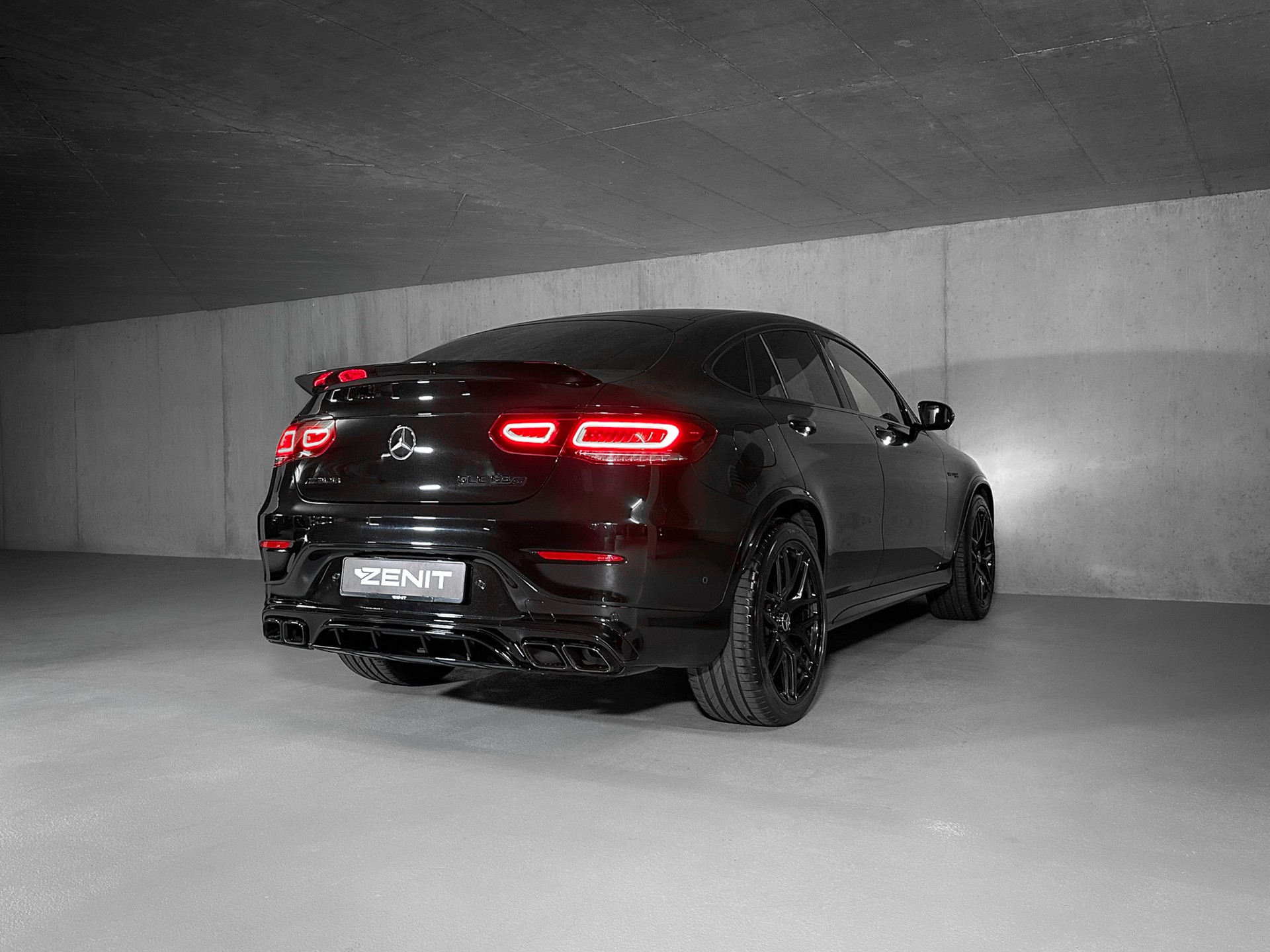 MERCEDES-BENZ GLC Coupé 63 S AMG 4Matic 9G-Tronic-image-8