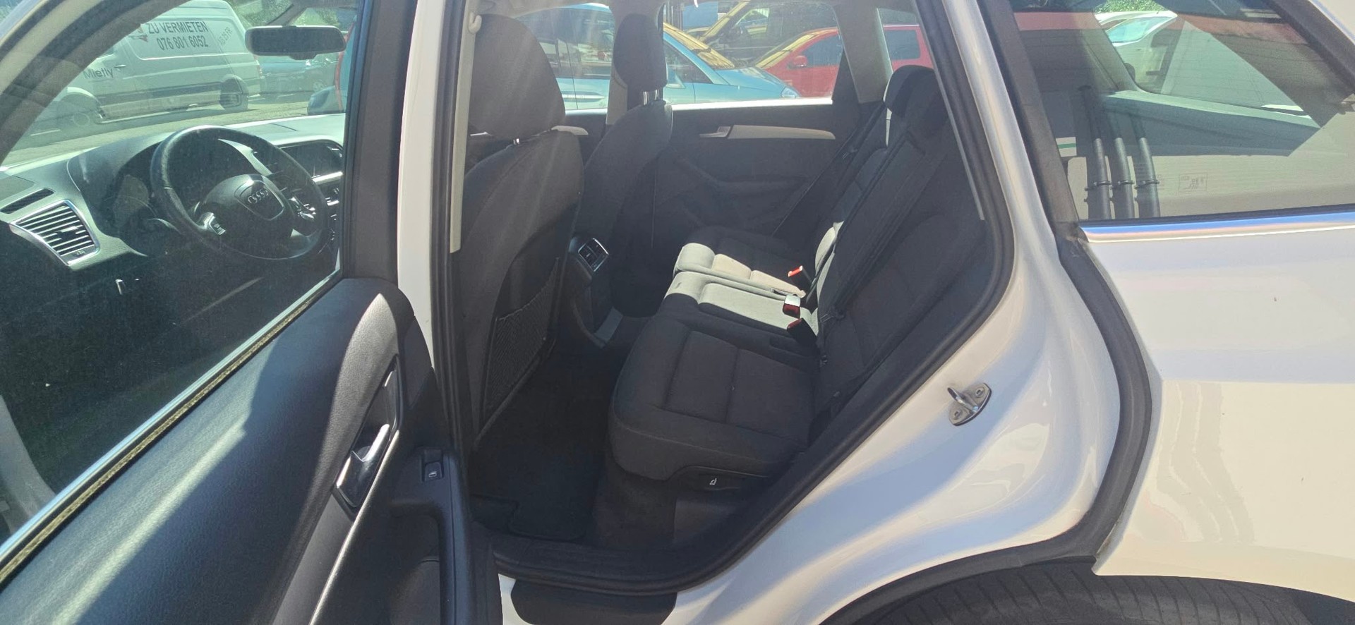 AUDI Q5 2.0 TFSI quattro-image-13