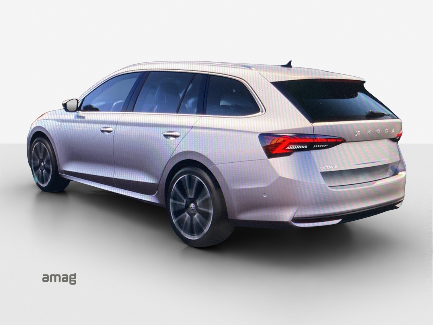 SKODA Octavia Combi 1.5 TSI mHEV DSG Dynamic-image-14