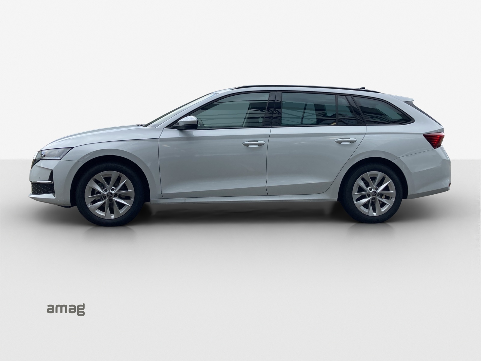 SKODA Octavia Combi 1.5 TSI mHEV DSG Dynamic-image-1
