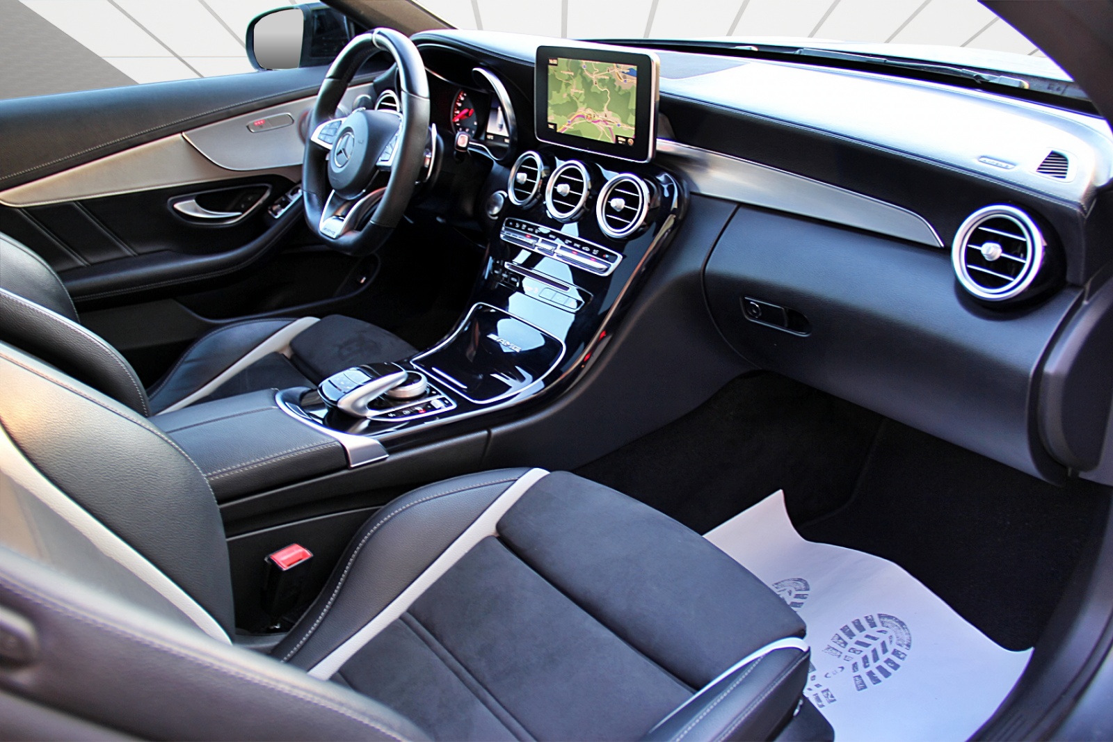 MERCEDES-BENZ C 63 S AMG Speedshift-image-11