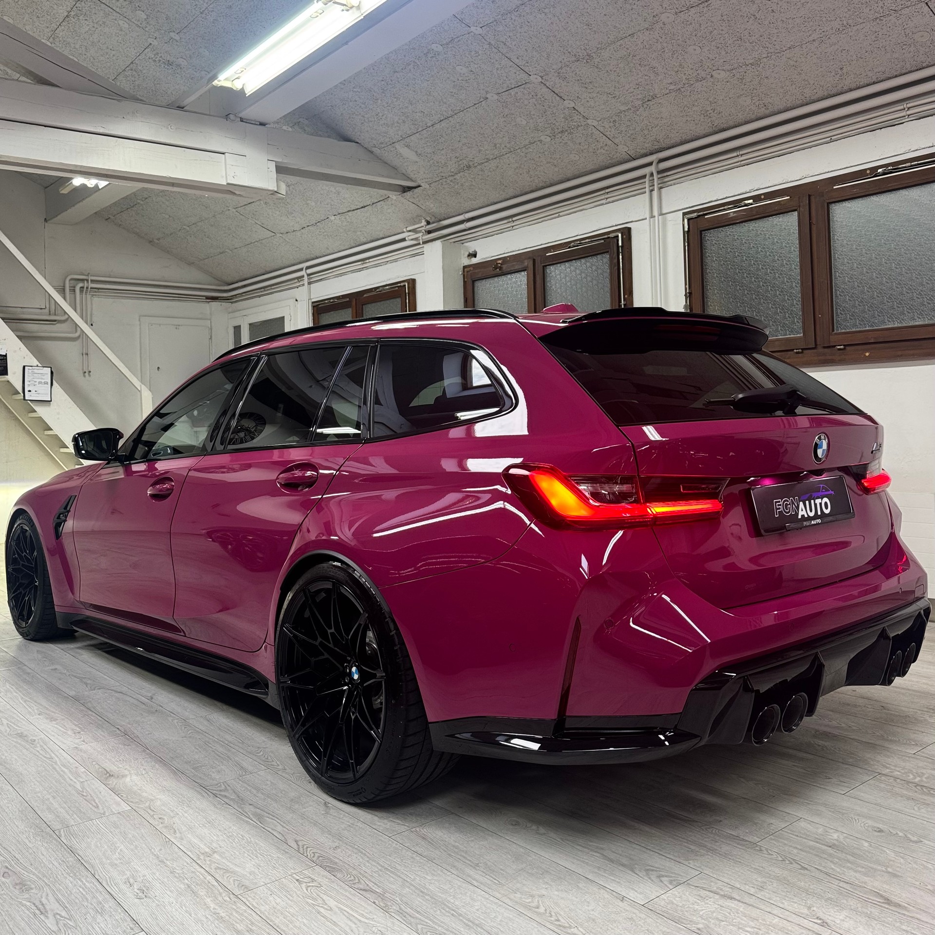 BMW M3 Touring xDrive Competition M * Ruby Star *-image-6