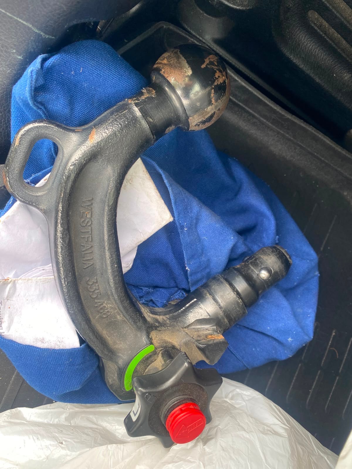 TOYOTA RAV-4 2.5 HSD Premium e-CVT-image-11