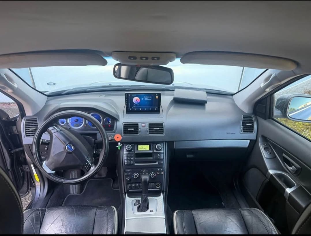 VOLVO 2.4D5 Sport 7P. AWD-image-4