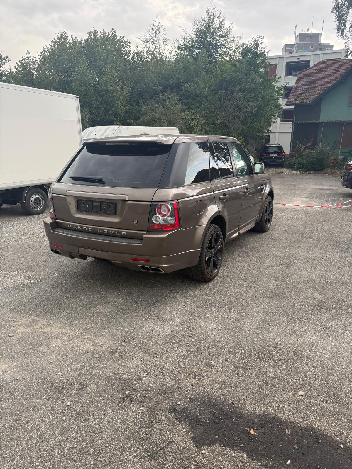 LAND ROVER Range Rover Sport 3.0 TDV6 Autobiography Automatic-image-4