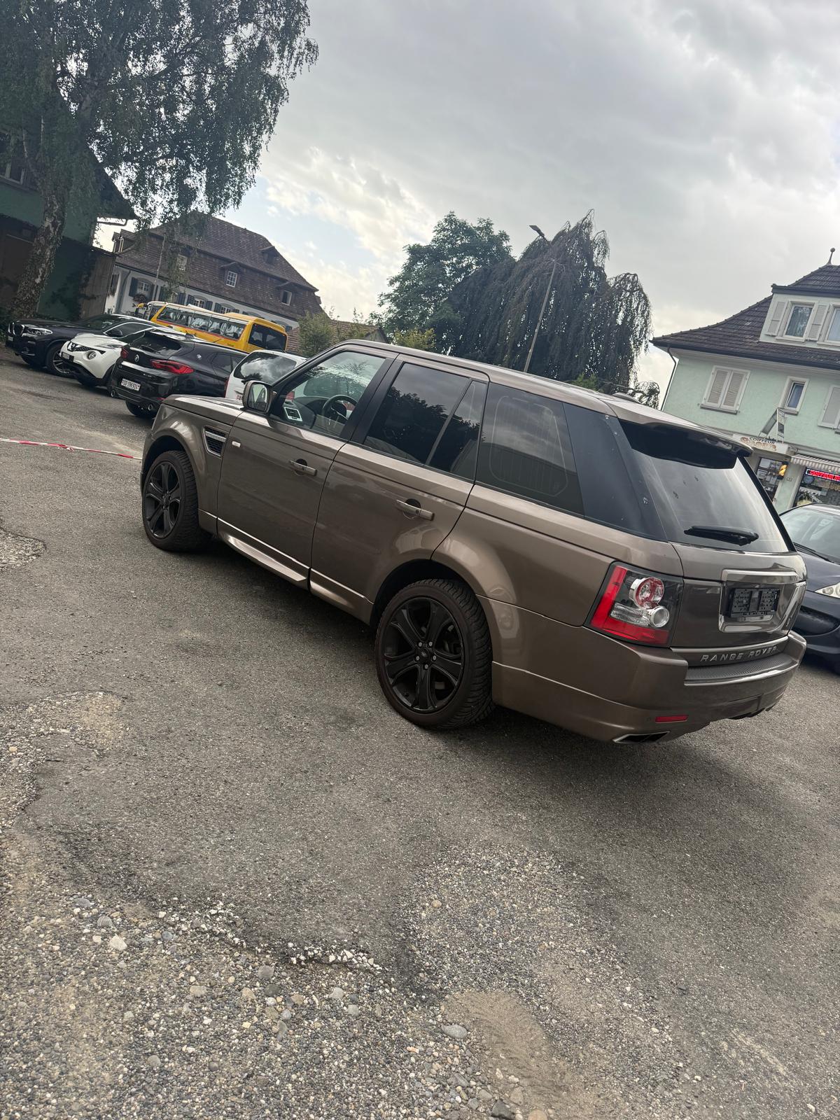 LAND ROVER Range Rover Sport 3.0 TDV6 Autobiography Automatic-image-12