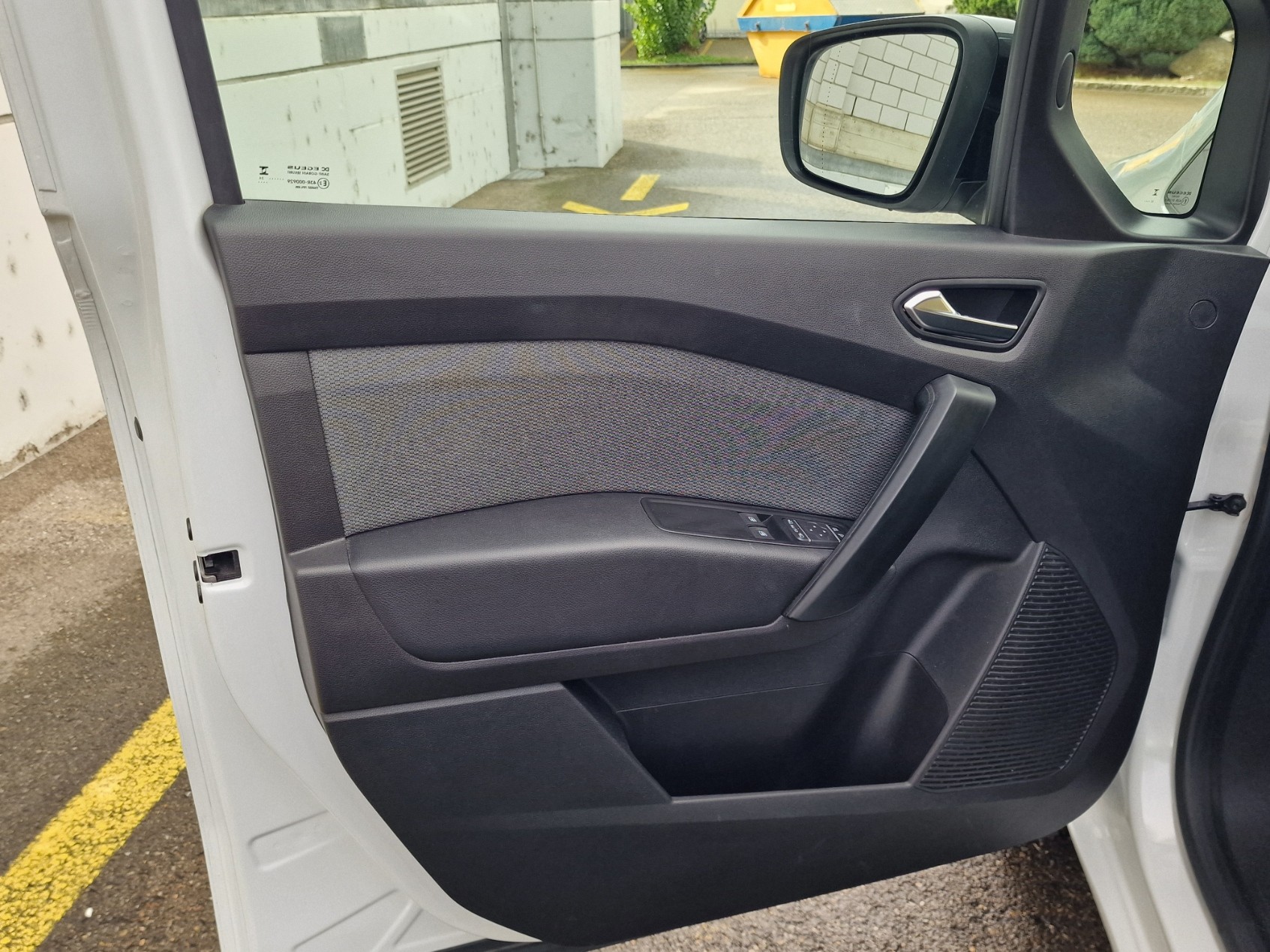 RENAULT Kangoo 1.3 TCe 100 PF Equilibre-image-6