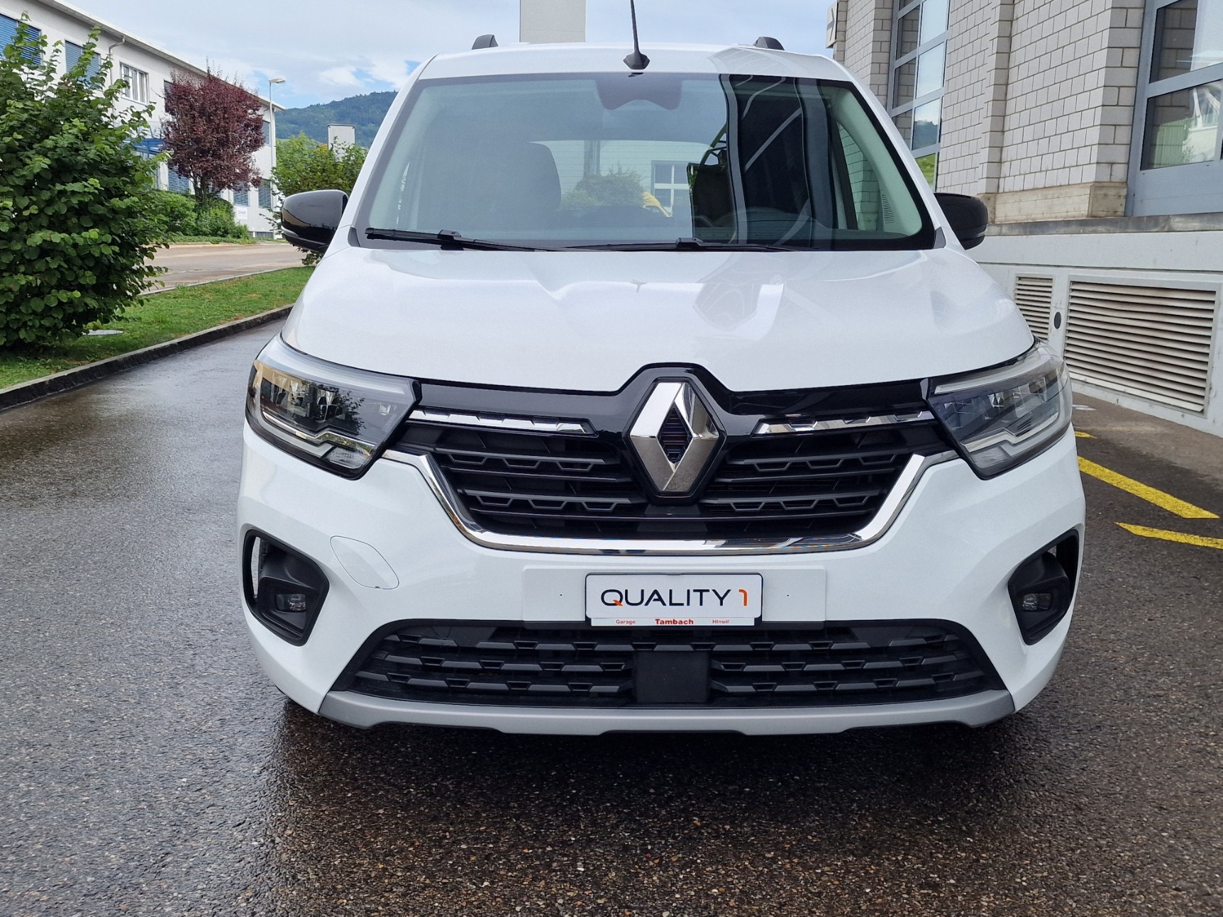 RENAULT Kangoo 1.3 TCe 100 PF Equilibre-image-2
