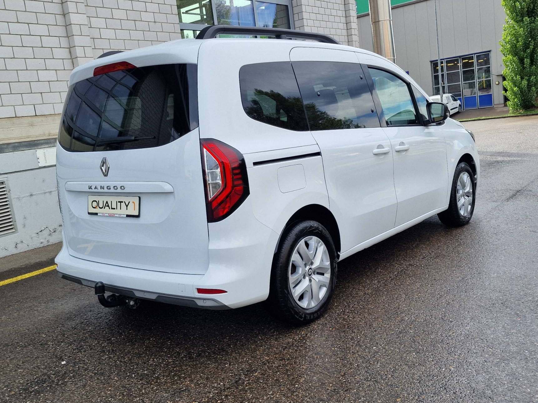 RENAULT Kangoo 1.3 TCe 100 PF Equilibre-image-4