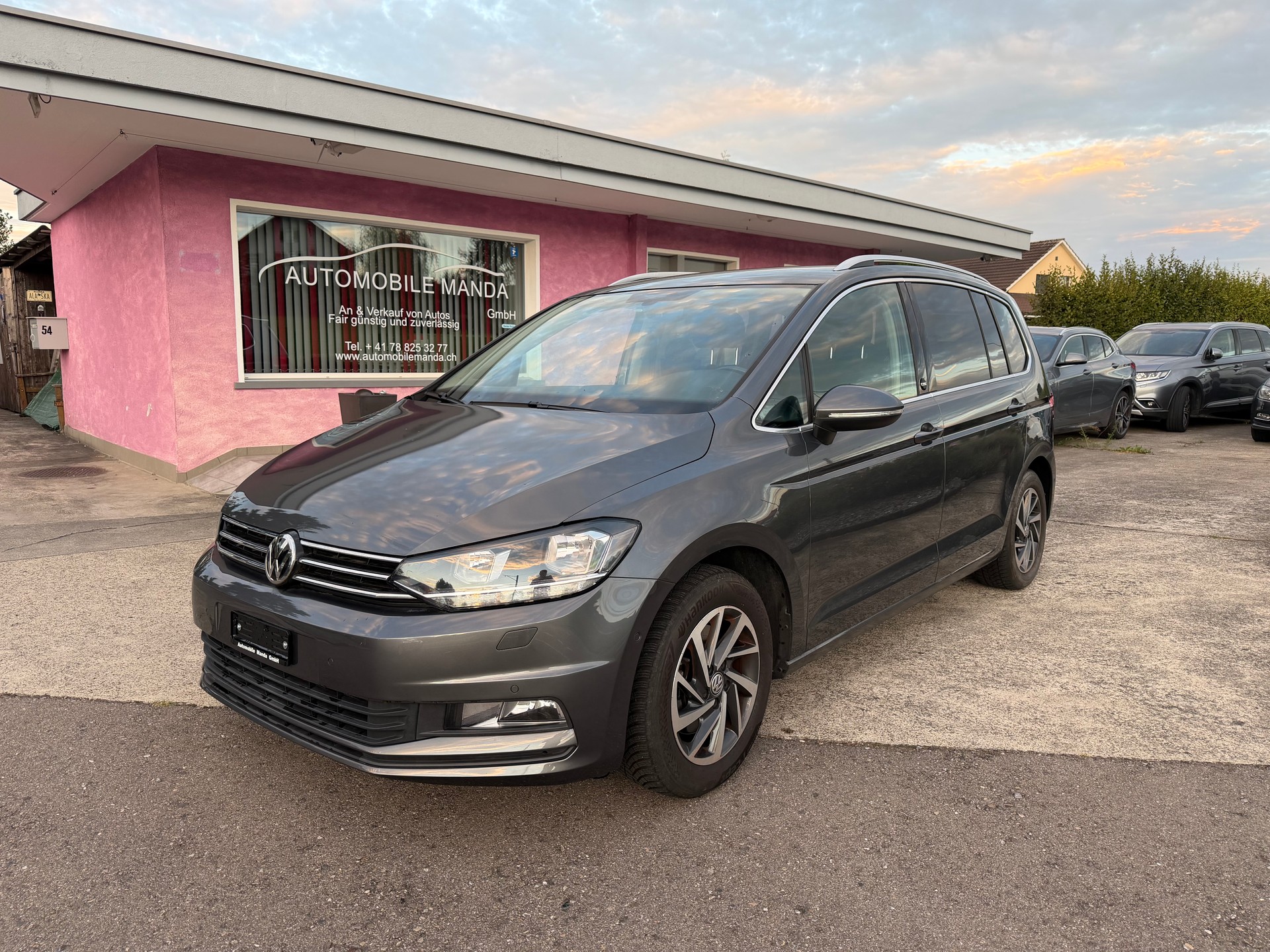 VW Touran 1.4 TSI BlueMotion Technology Sound-image-0