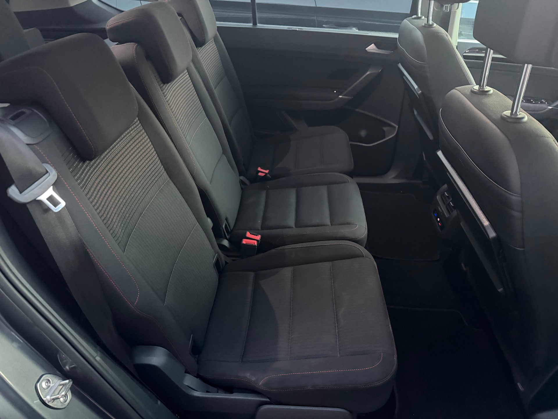 VW Touran 1.4 TSI BlueMotion Technology Sound-image-8
