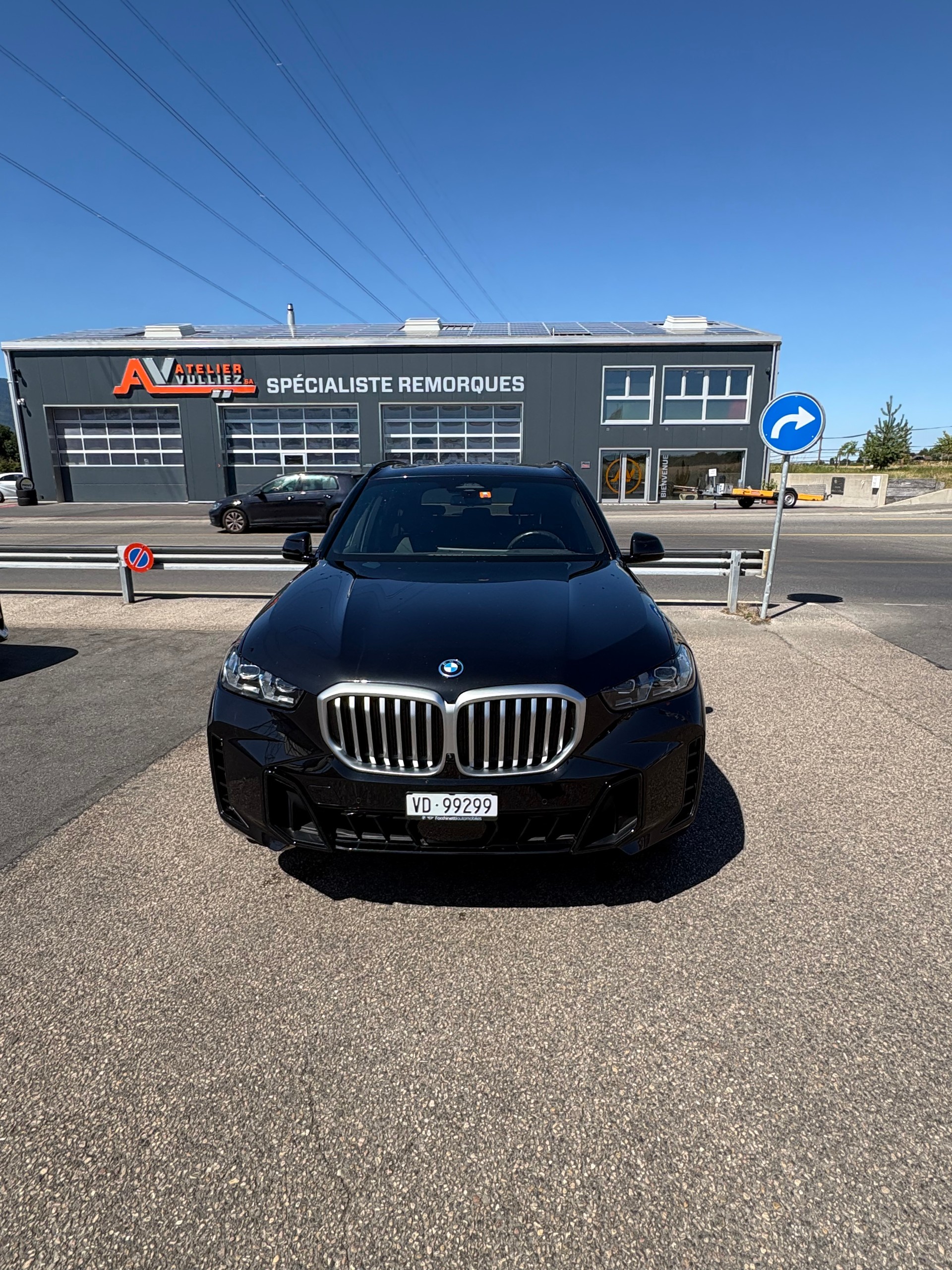 BMW 50e xDrive SAG-image-0