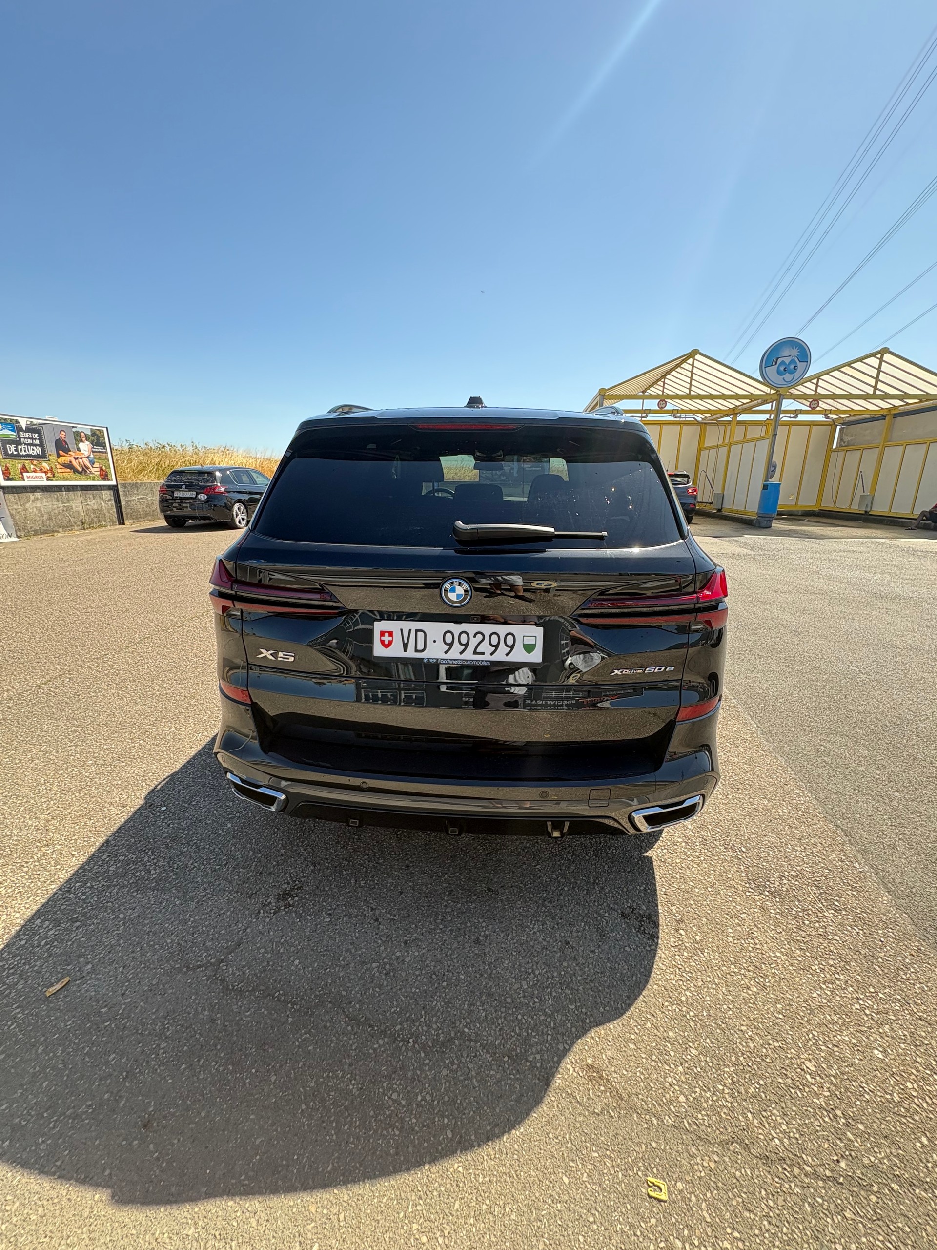BMW 50e xDrive SAG-image-2