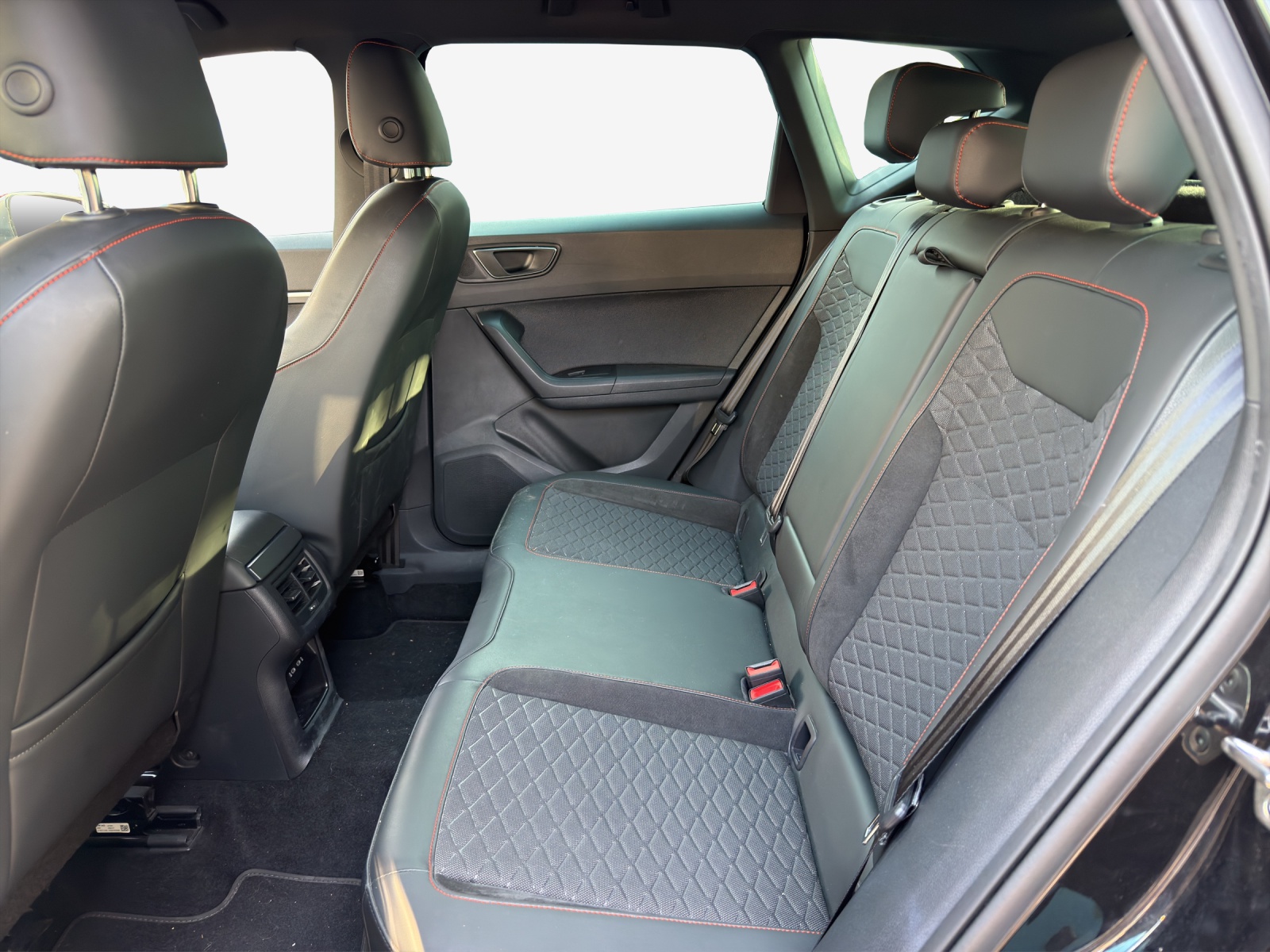 SEAT Ateca 1.5 TSI EVO DSG FR-image-11