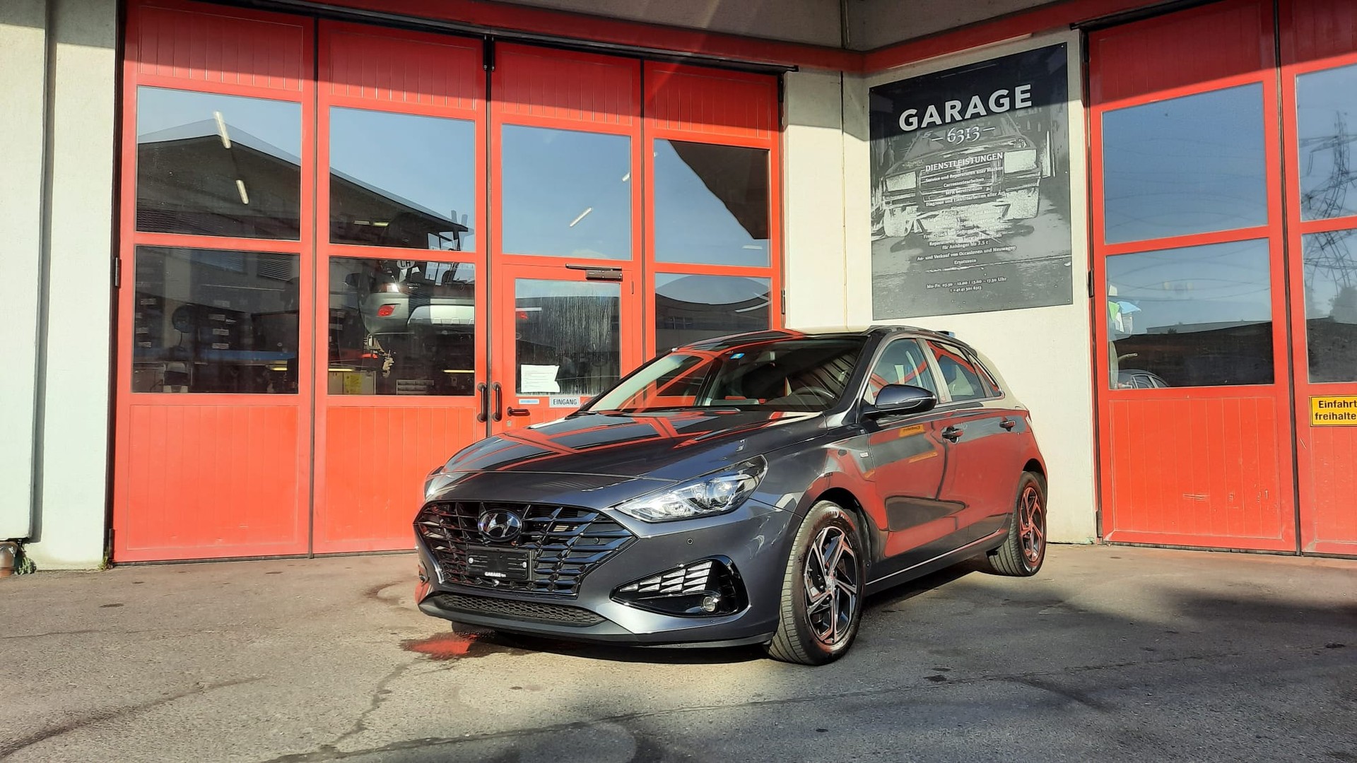 HYUNDAI i30 1.5 T-GDi Amplia 48V MH DCT-image-0