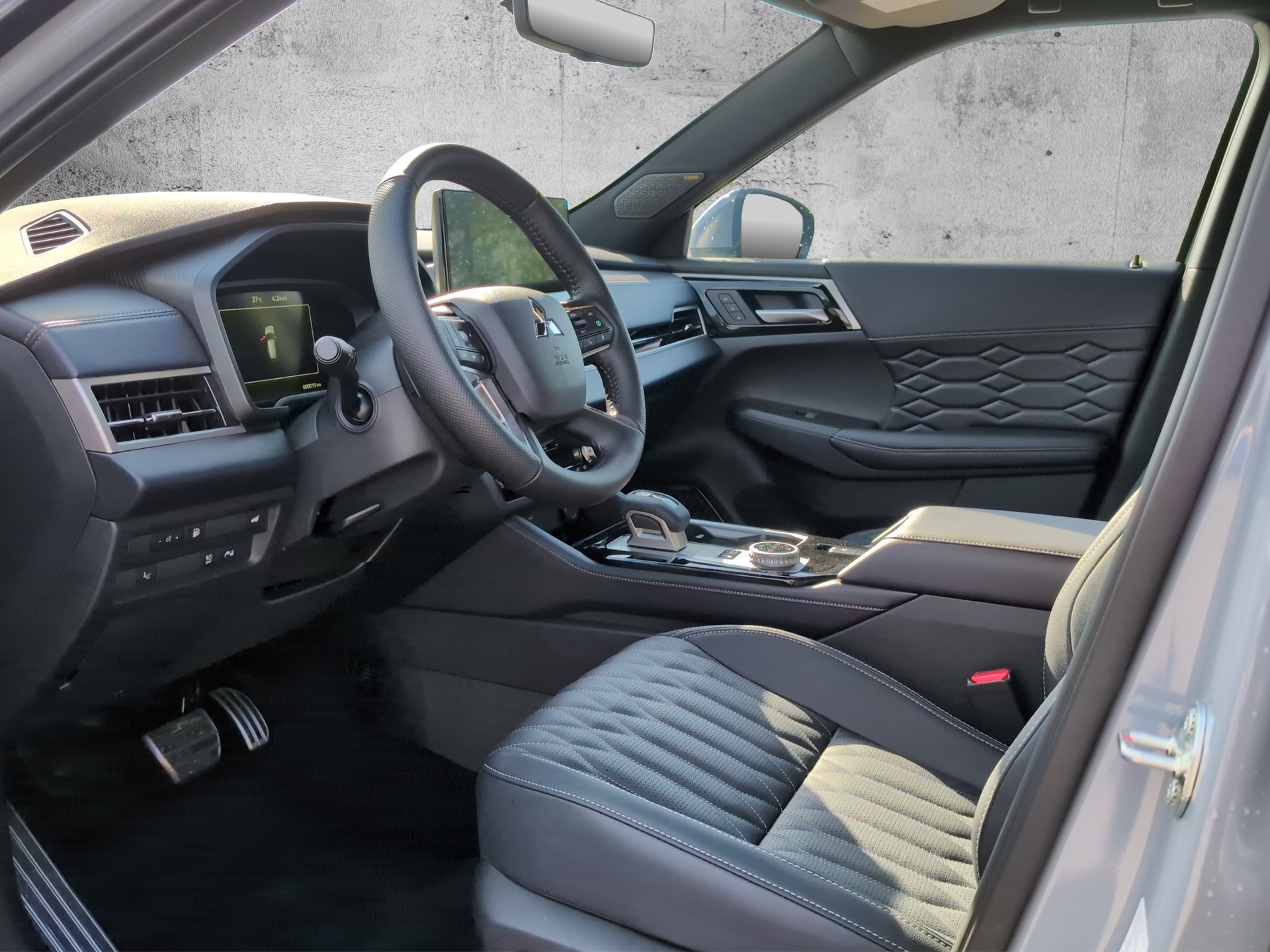 MITSUBISHI Outlander 2.4 PHEV Instyle 4x4 MY26-image-9