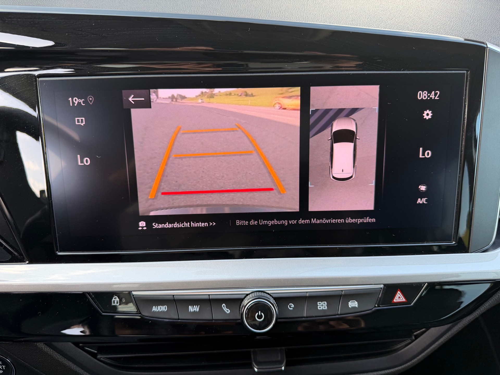 OPEL Grandland 1.6 Hybrid4 GSe Automatik-image-6