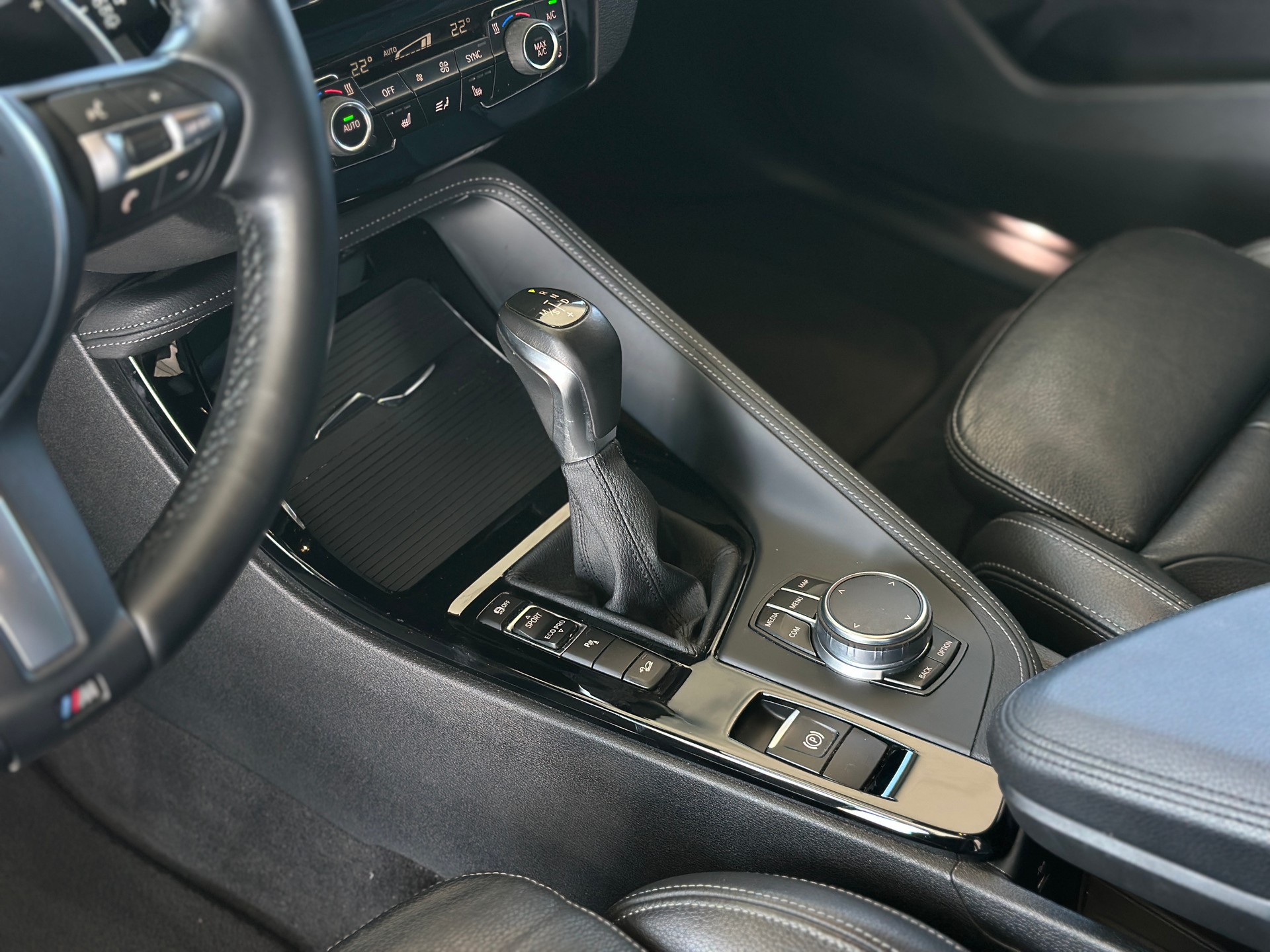 BMW X1 xDrive 20d M Sport Steptronic-image-11