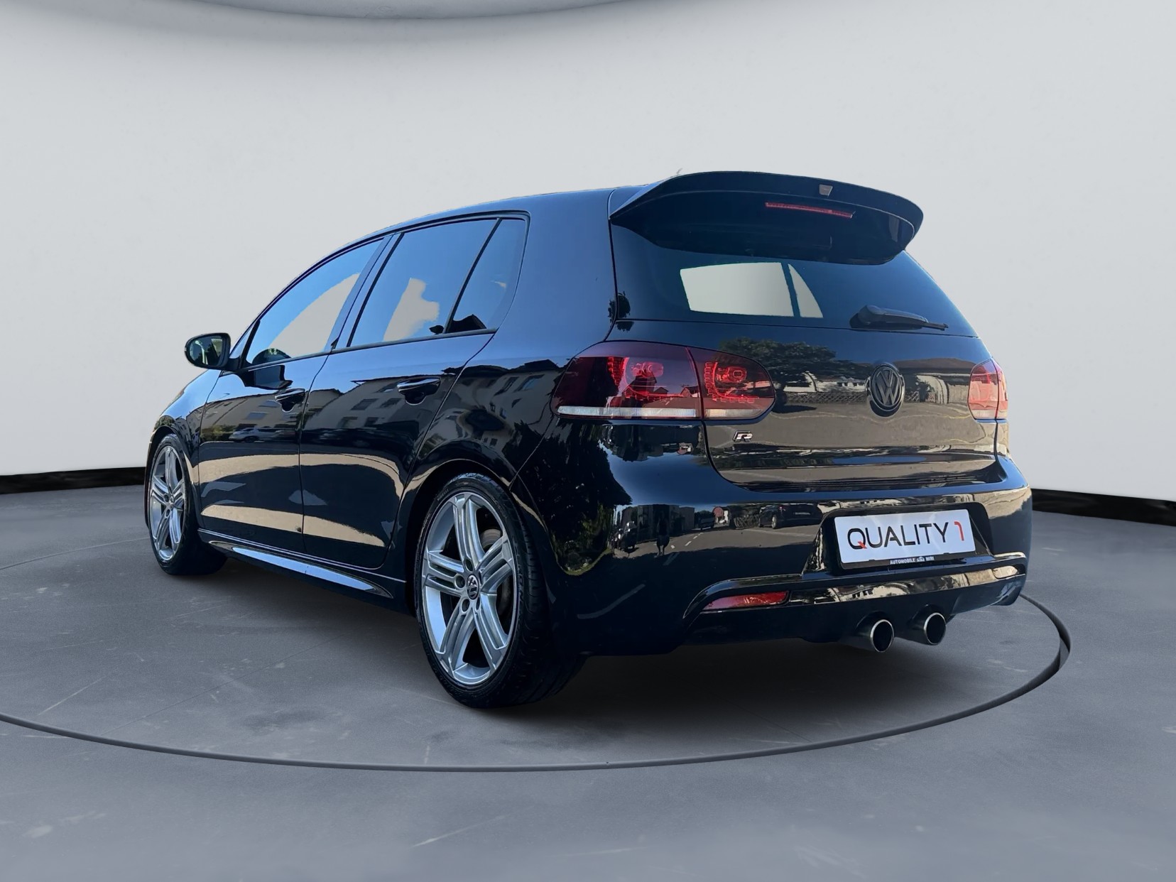 VW Golf 2.0 TSI R 4Motion *CH-Fahrzeug*H&R Federn*Heckspoiler*-image-2