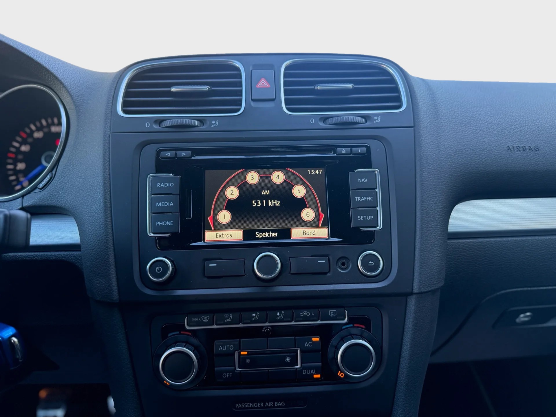 VW Golf 2.0 TSI R 4Motion *CH-Fahrzeug*H&R Federn*Heckspoiler*-image-9