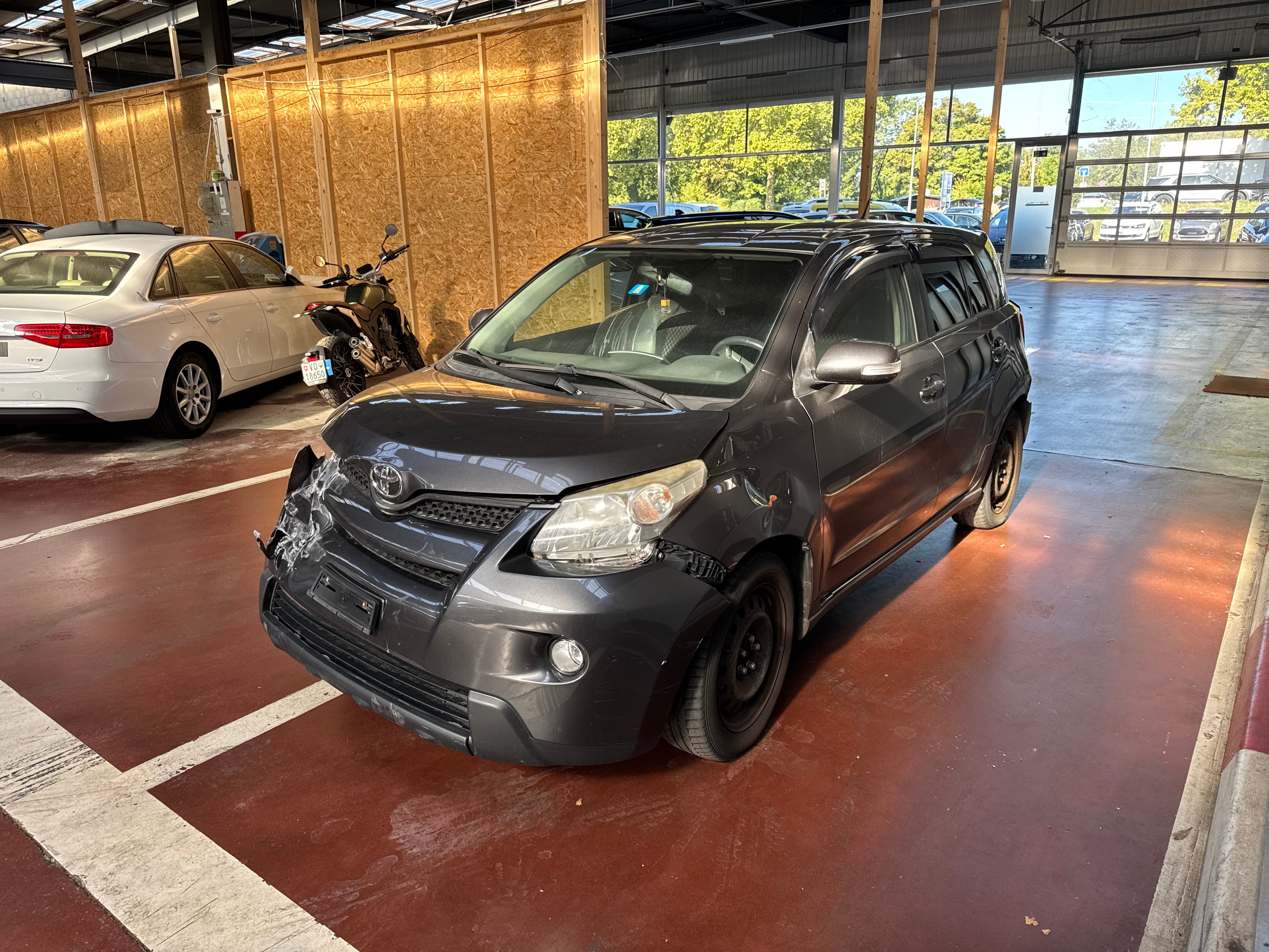 Car photo