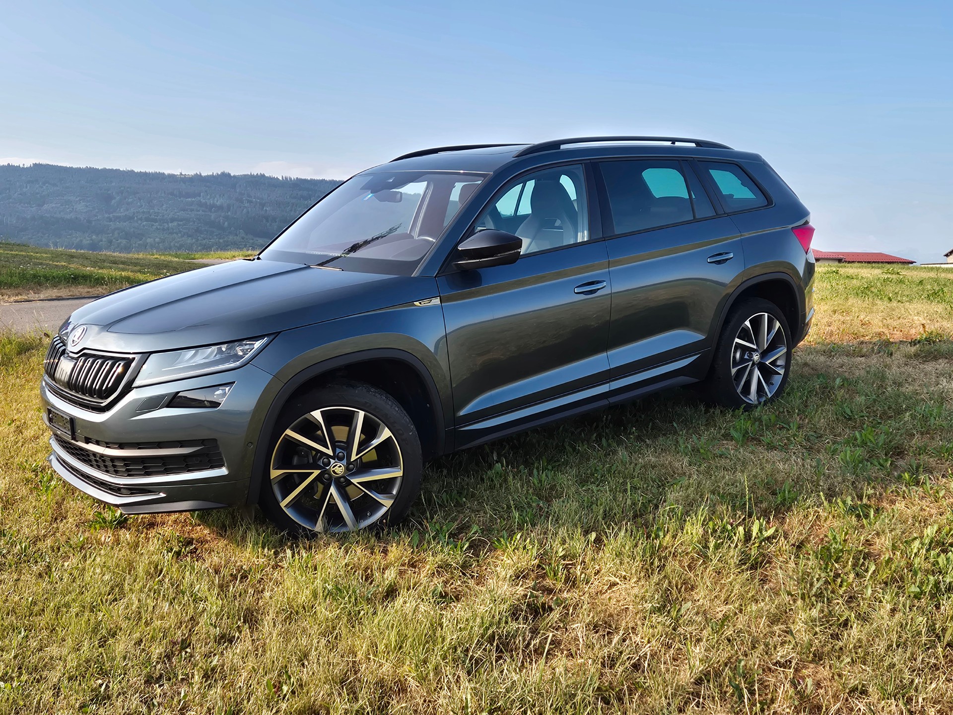 SKODA 2.0 TSI Sportline DSG-image-0