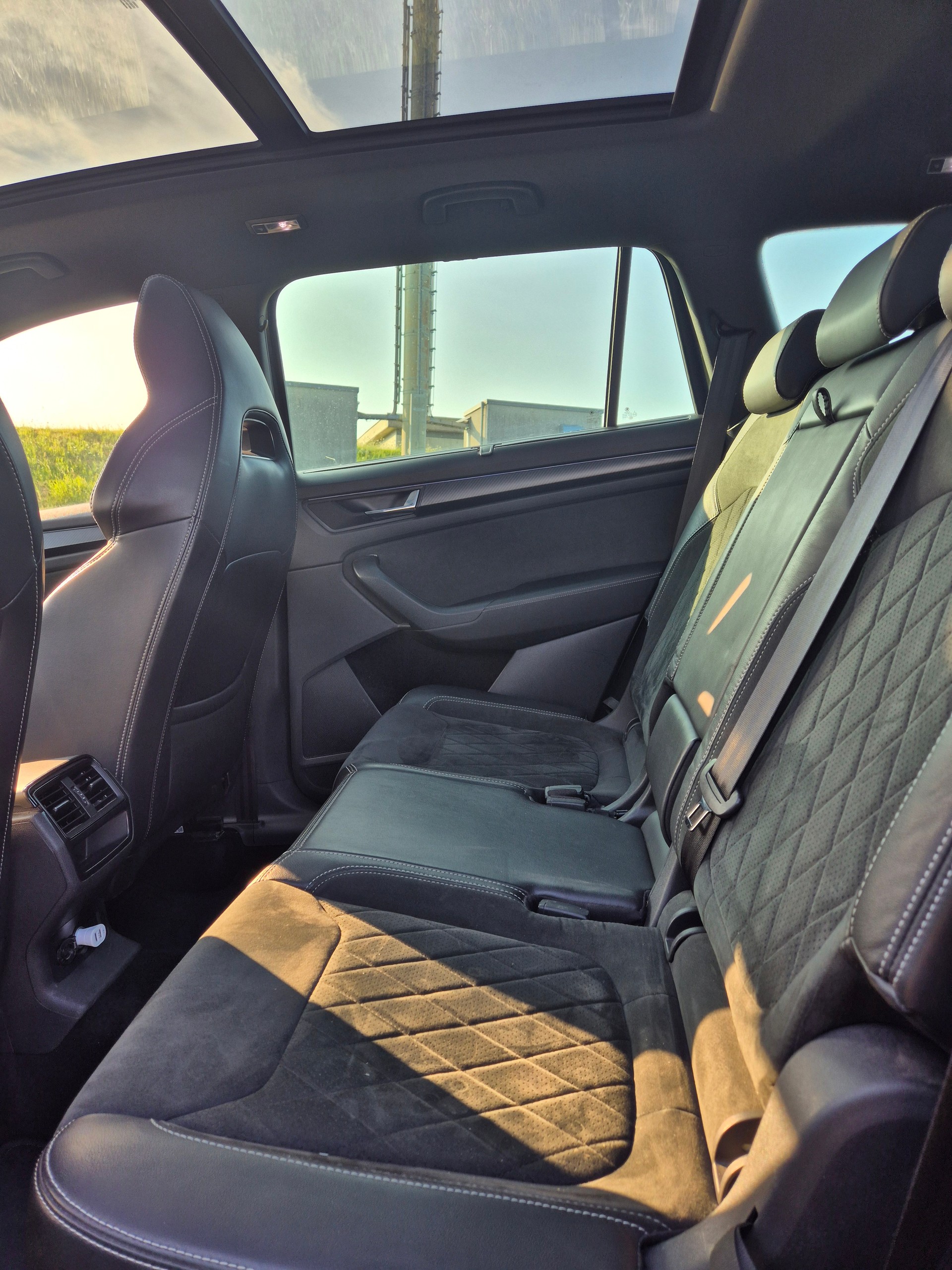 SKODA 2.0 TSI Sportline DSG-image-6