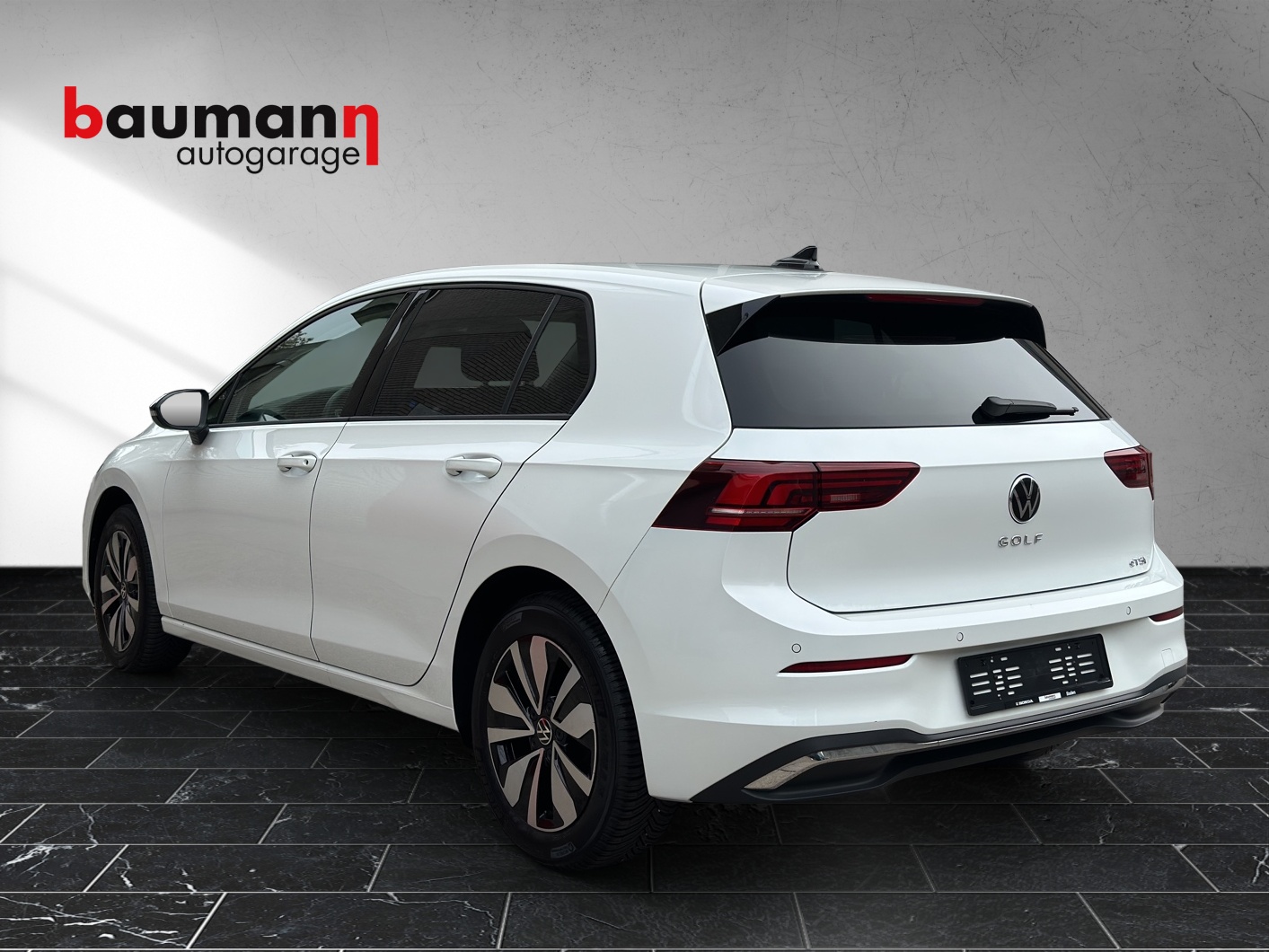 VW Golf 1.5 e TSI mHEV Life DSG-image-2