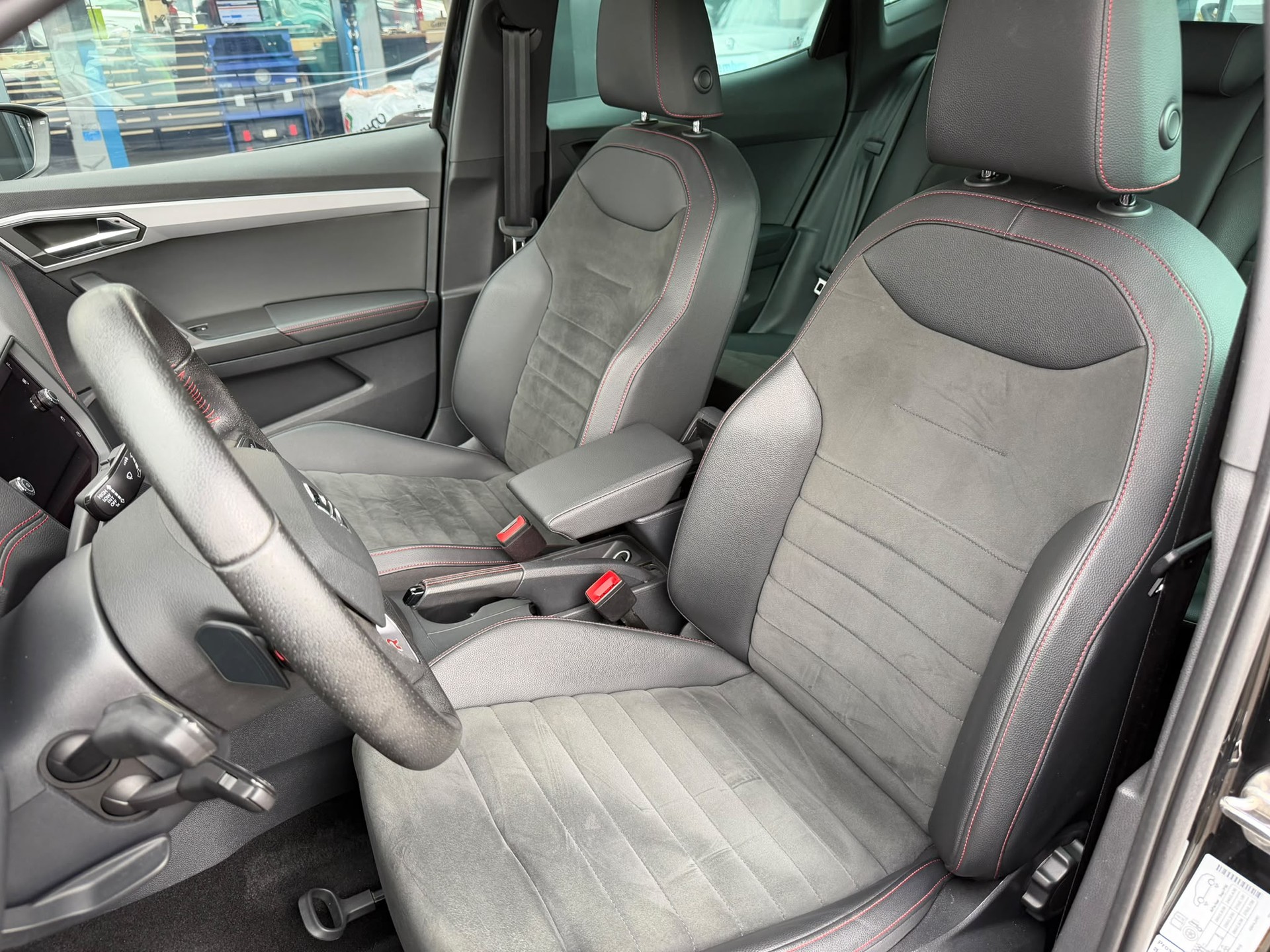 SEAT Arona 1.0 TSI Eco FR DSG-image-7