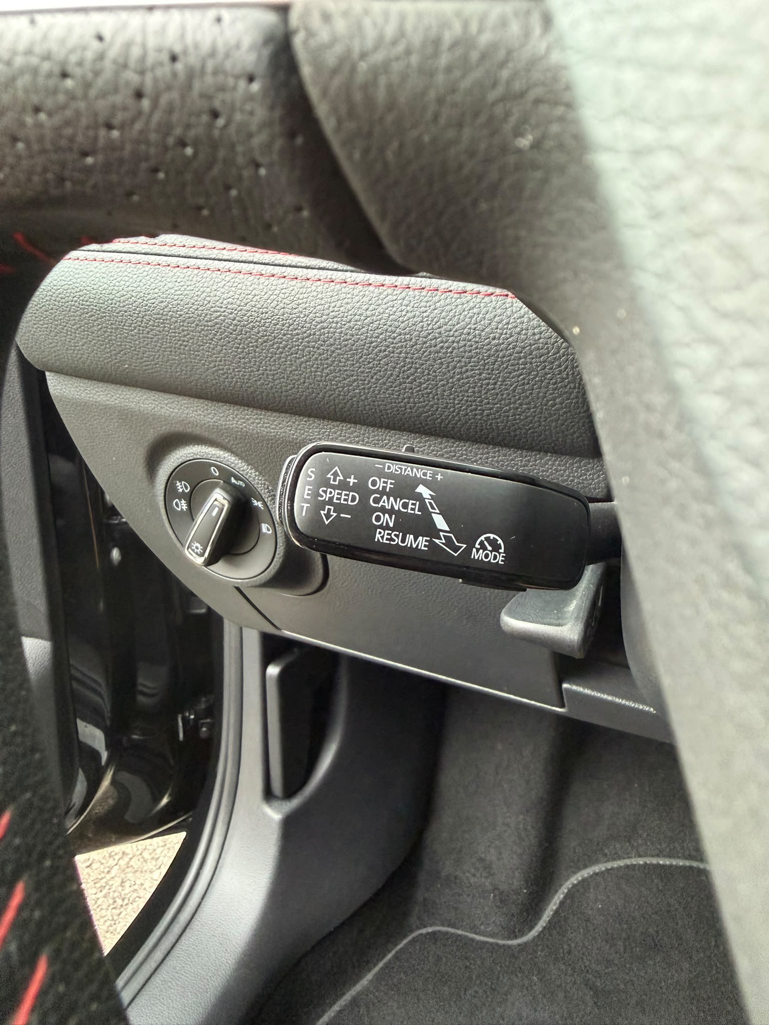 SEAT Arona 1.0 TSI Eco FR DSG-image-14