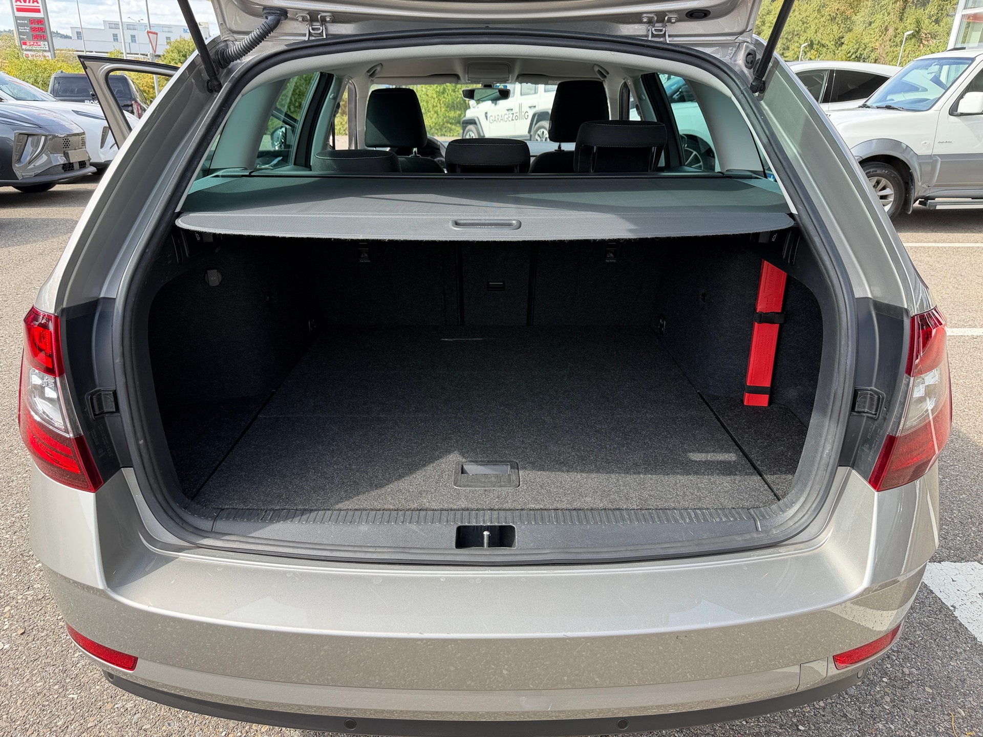SKODA Octavia Combi 1.5 TSI Clever DSG-image-18