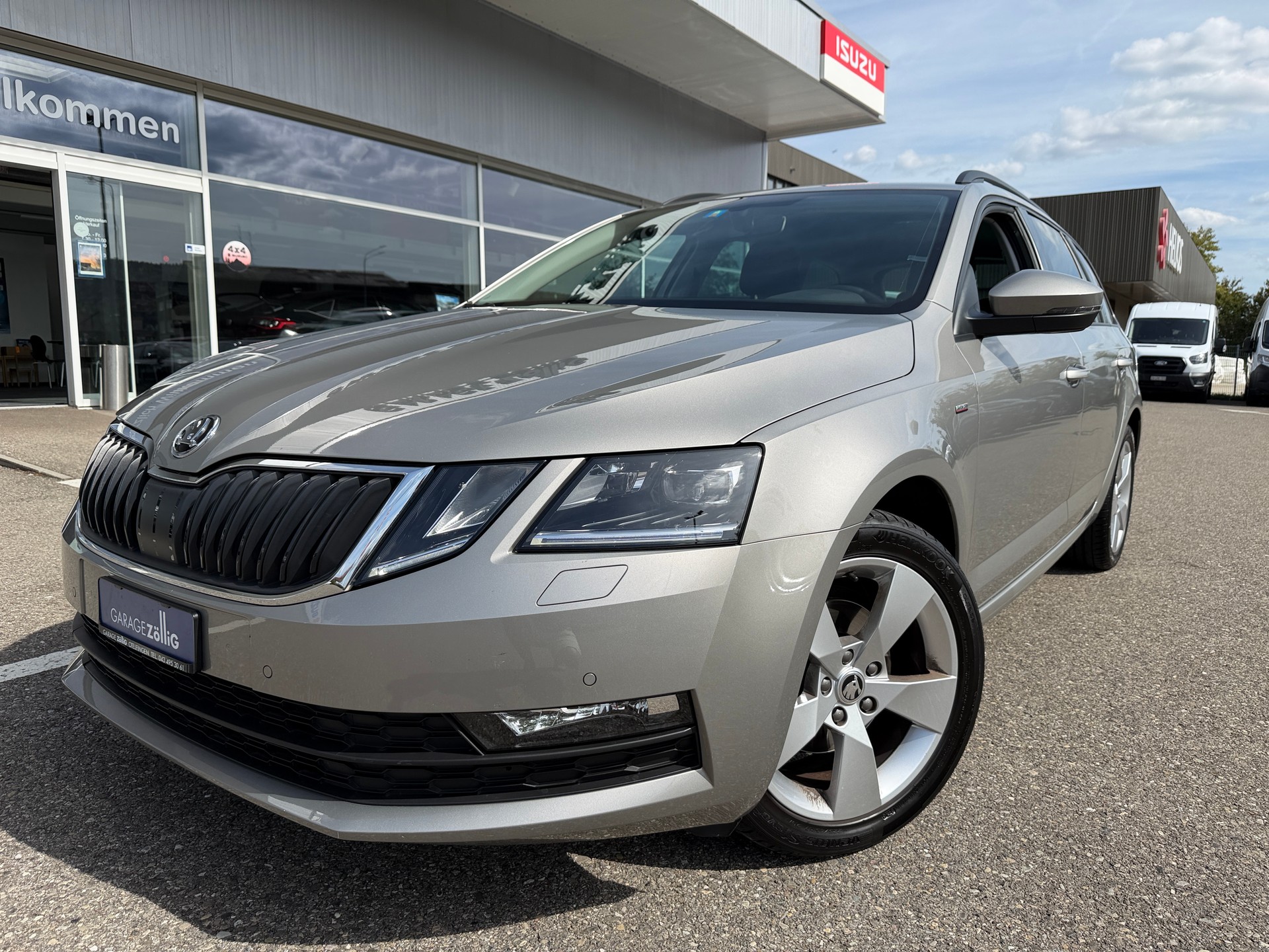 SKODA Octavia Combi 1.5 TSI Clever DSG-image-1