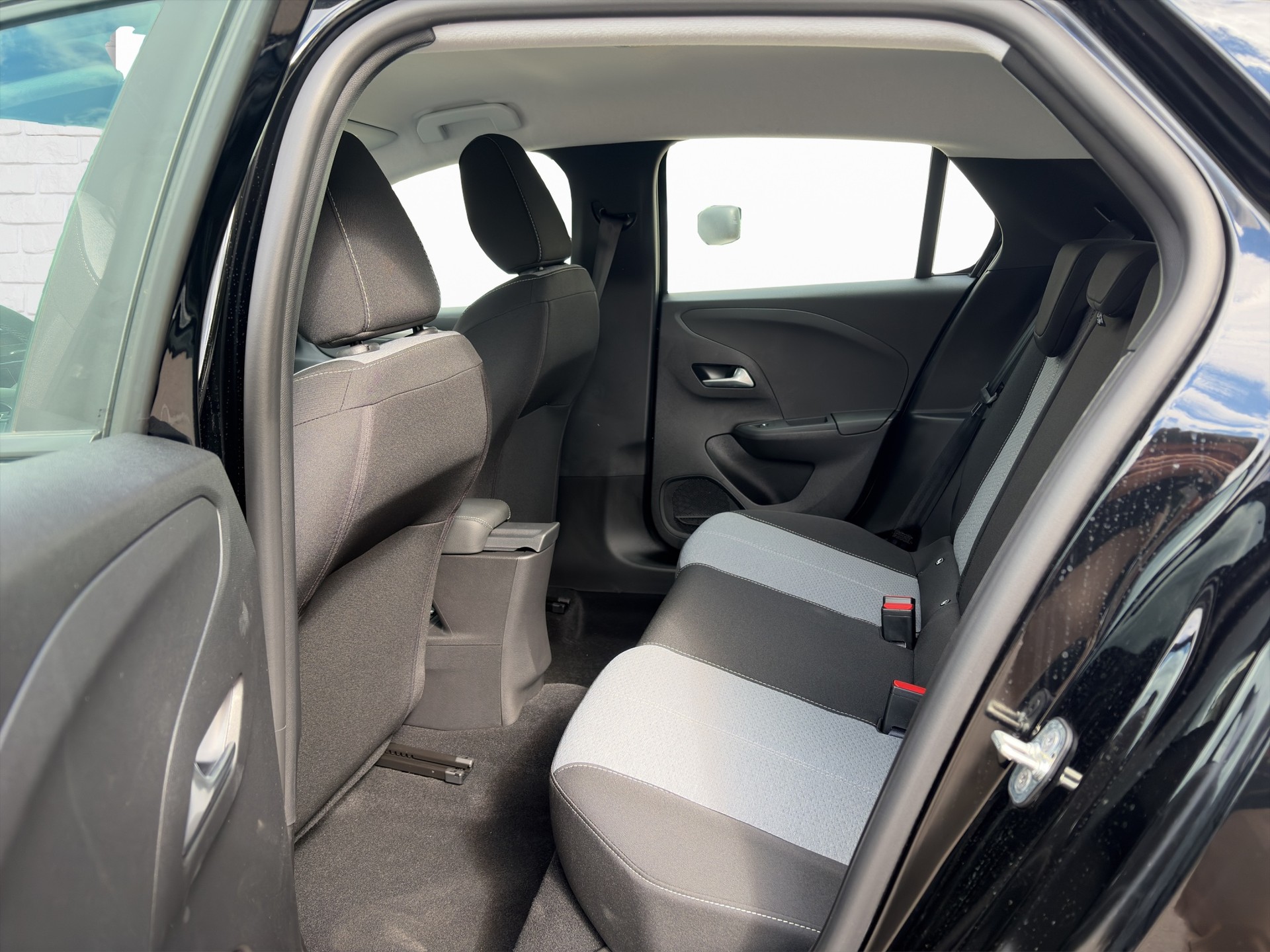 OPEL Corsa 1.2 MHEV Edition-image-7