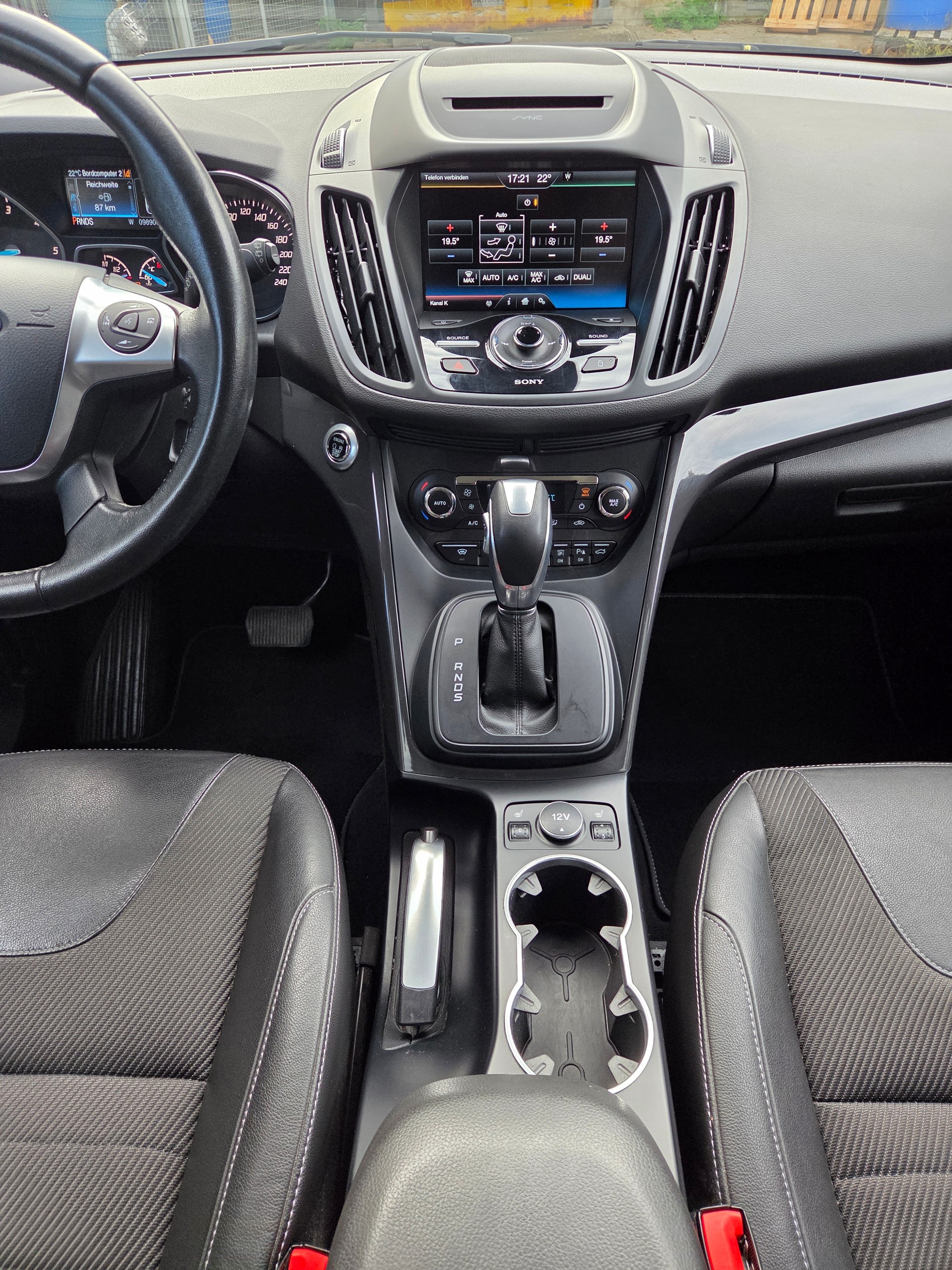 FORD Kuga 2.0 TDCi Titanium 4WD PowerShift-image-11