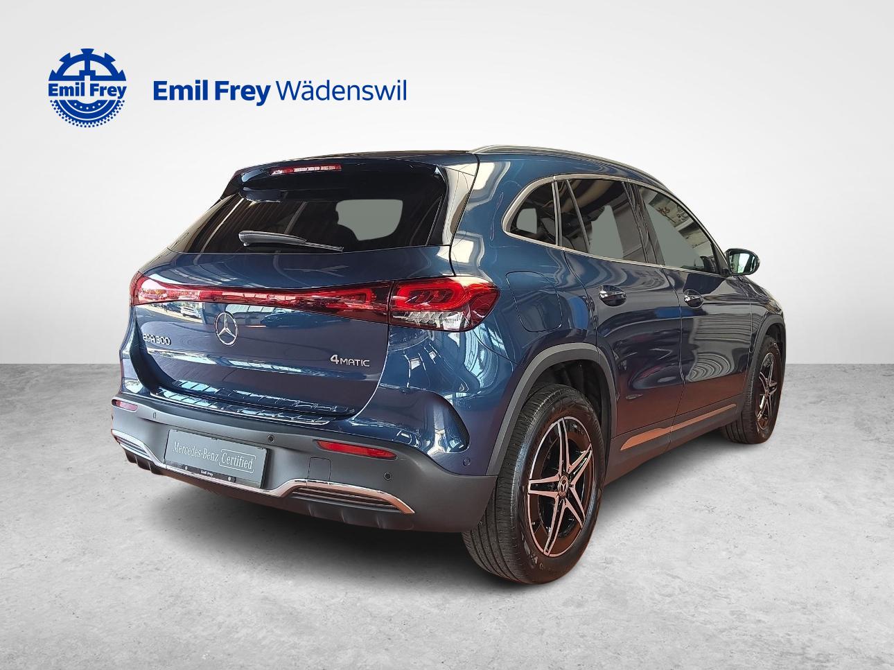 MERCEDES-BENZ EQA 300 4MATIC AMG Line-image-4